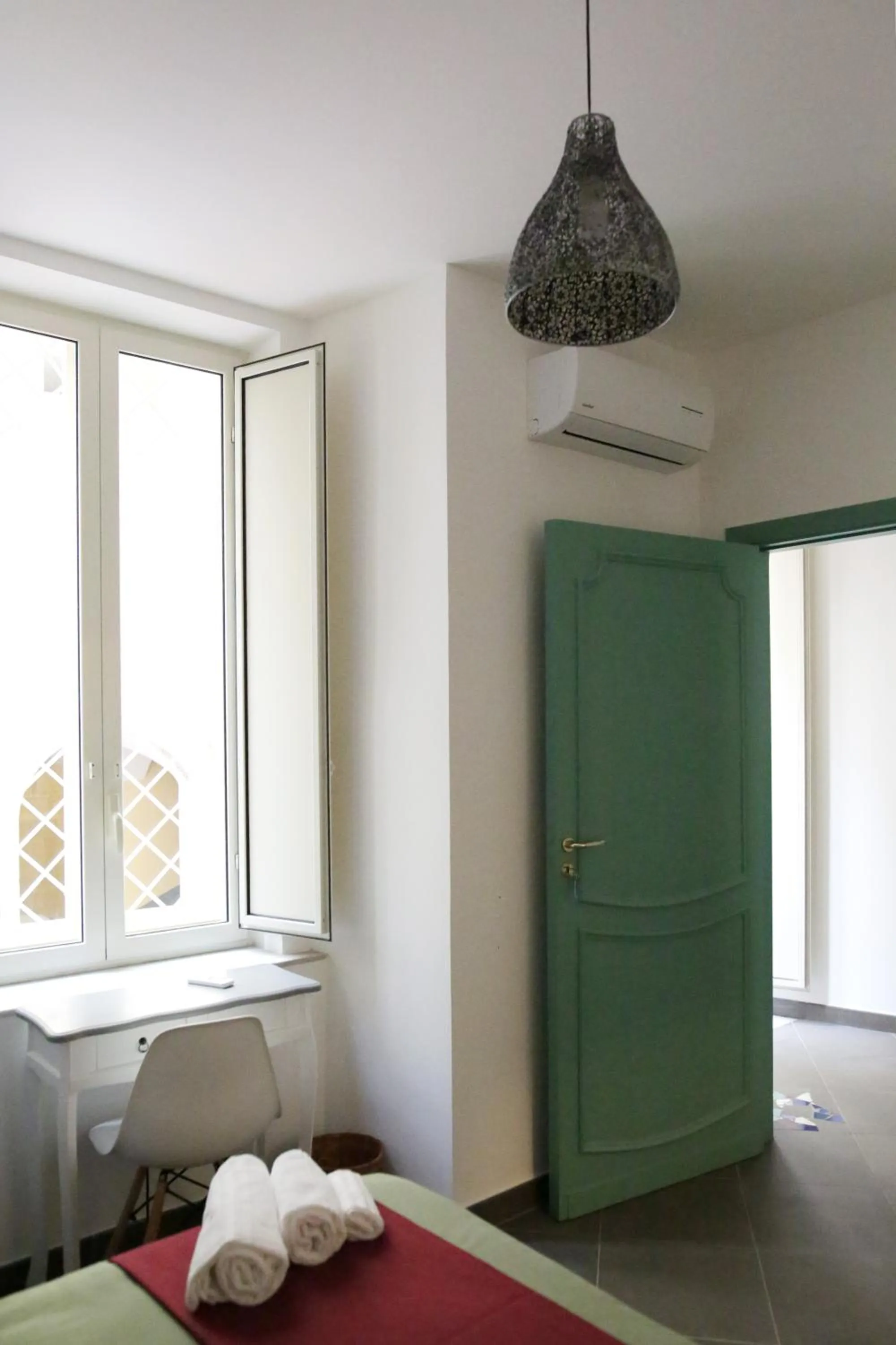 Bedroom, Bed in B&B Alchimia Napoletana