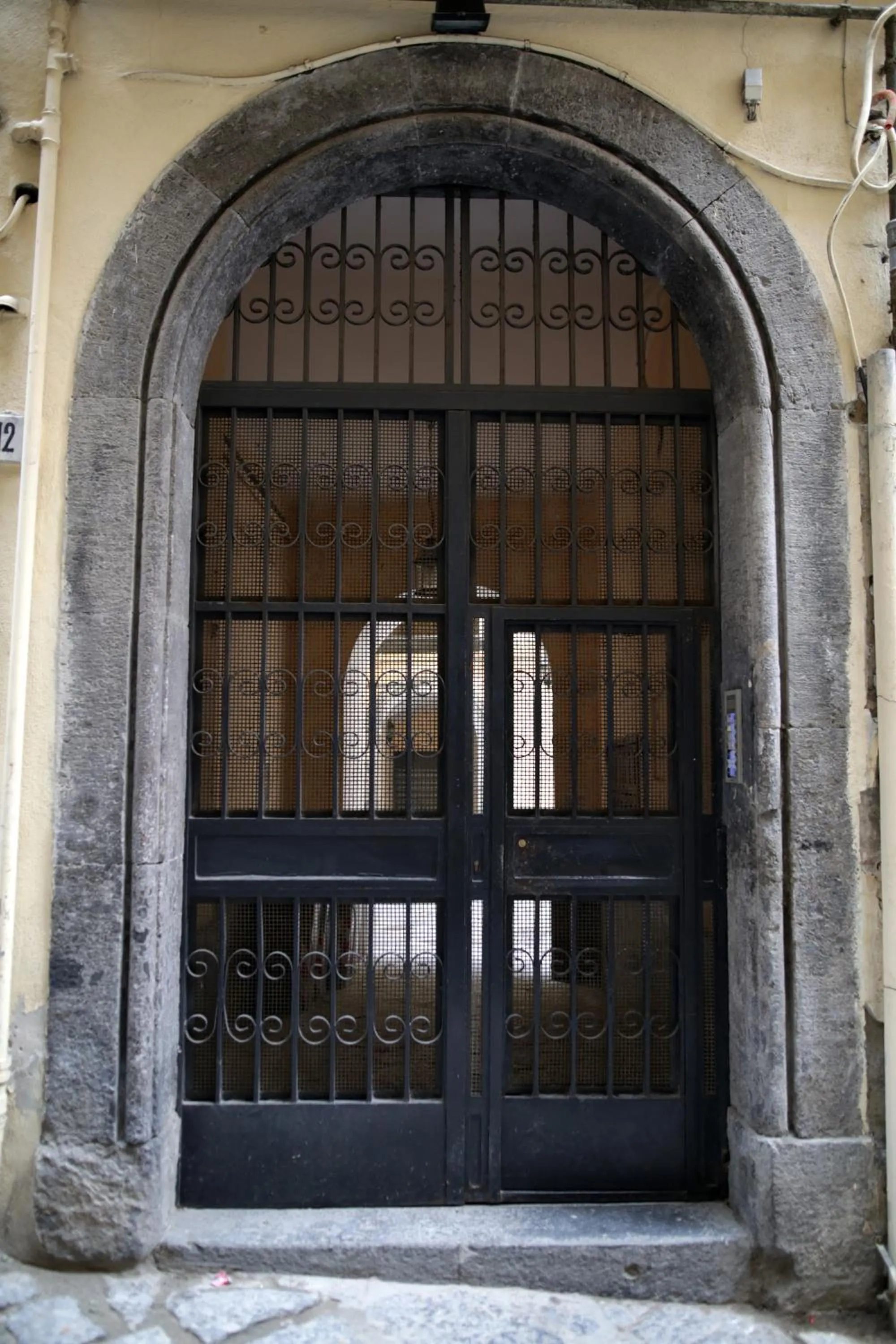 Property building in B&B Alchimia Napoletana