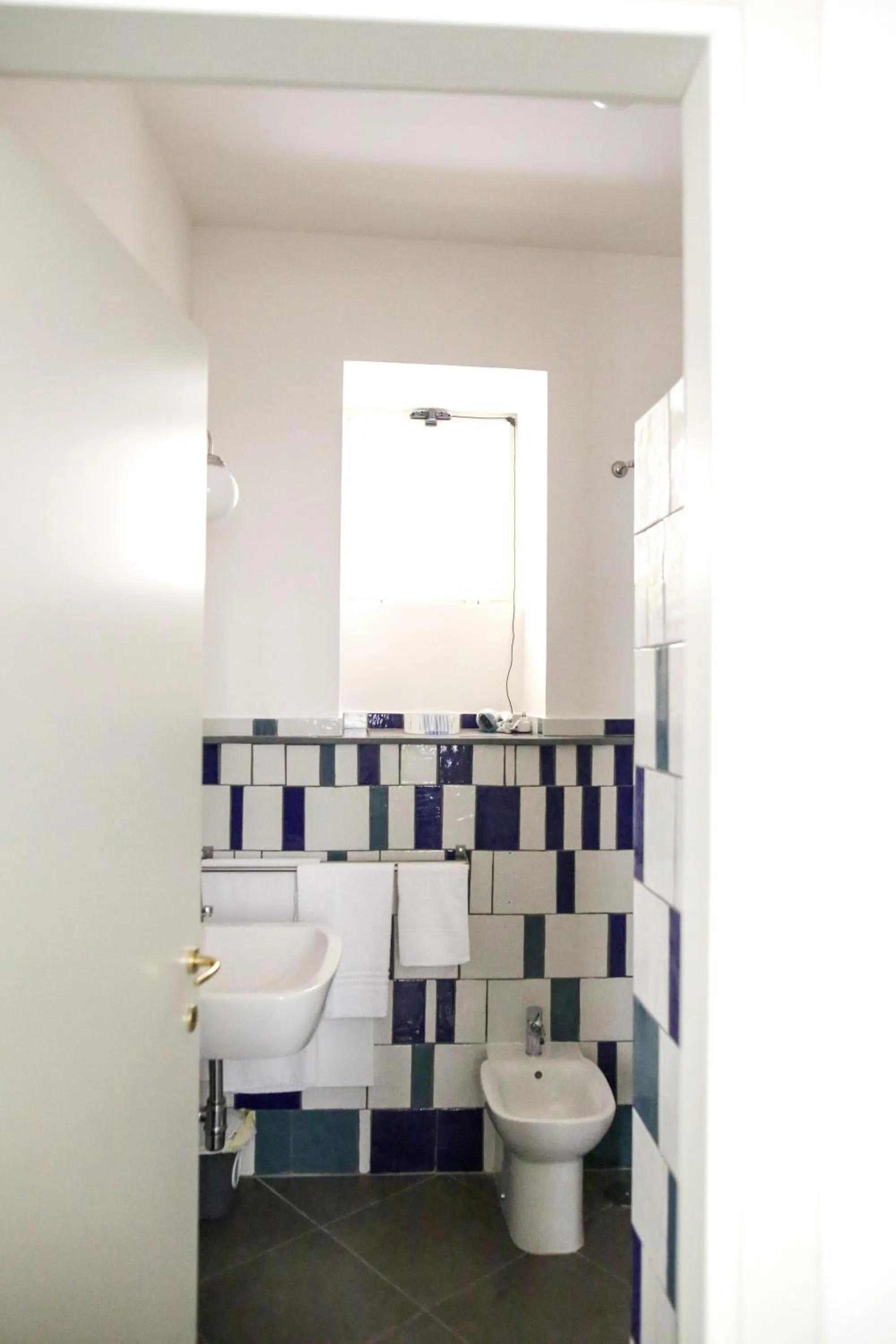 Bathroom in B&B Alchimia Napoletana