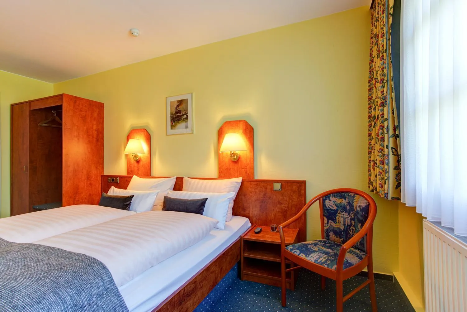 Bed in Hotel Elbinsel free parking