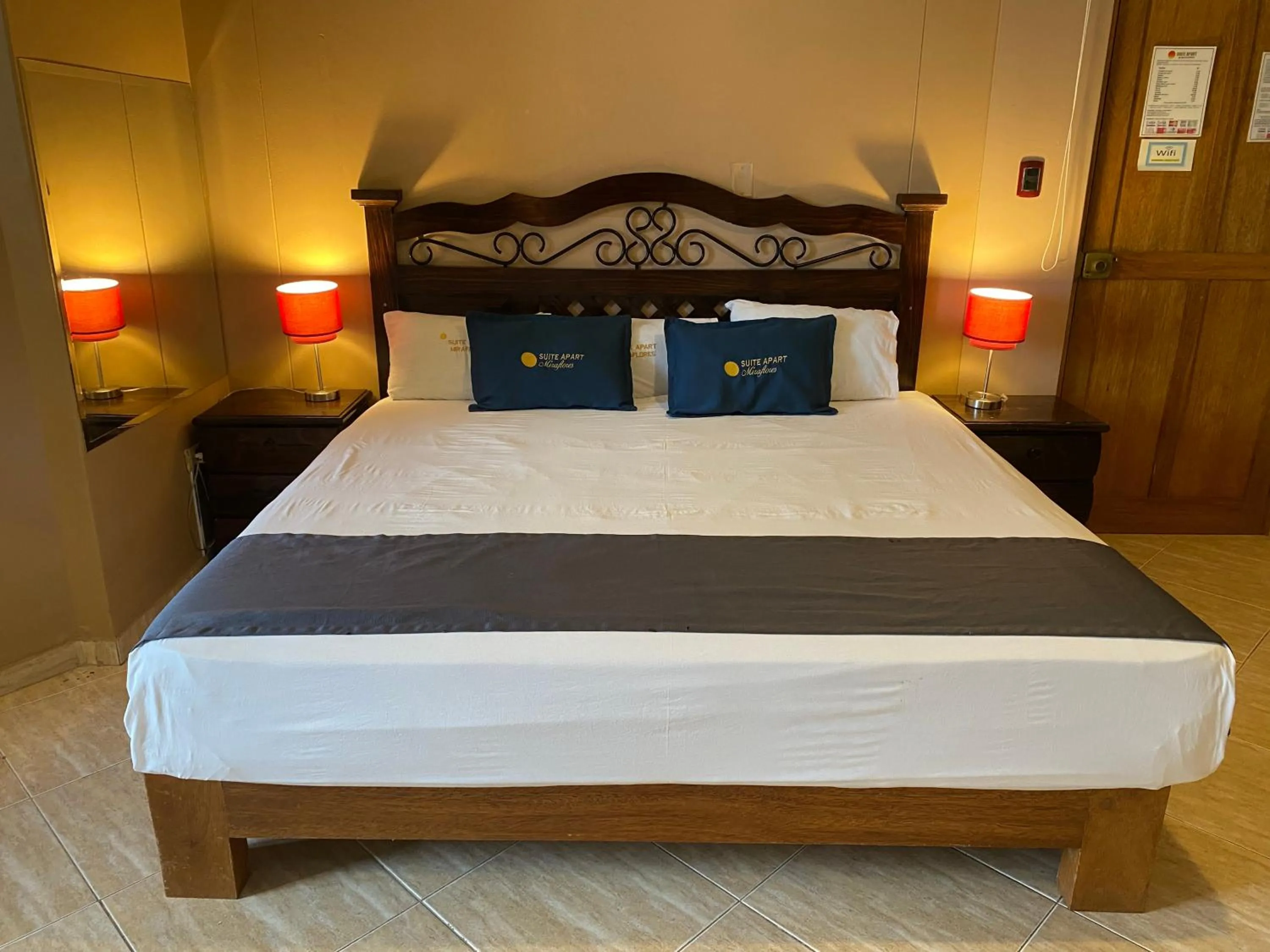 Bed in Suite Apart Miraflores