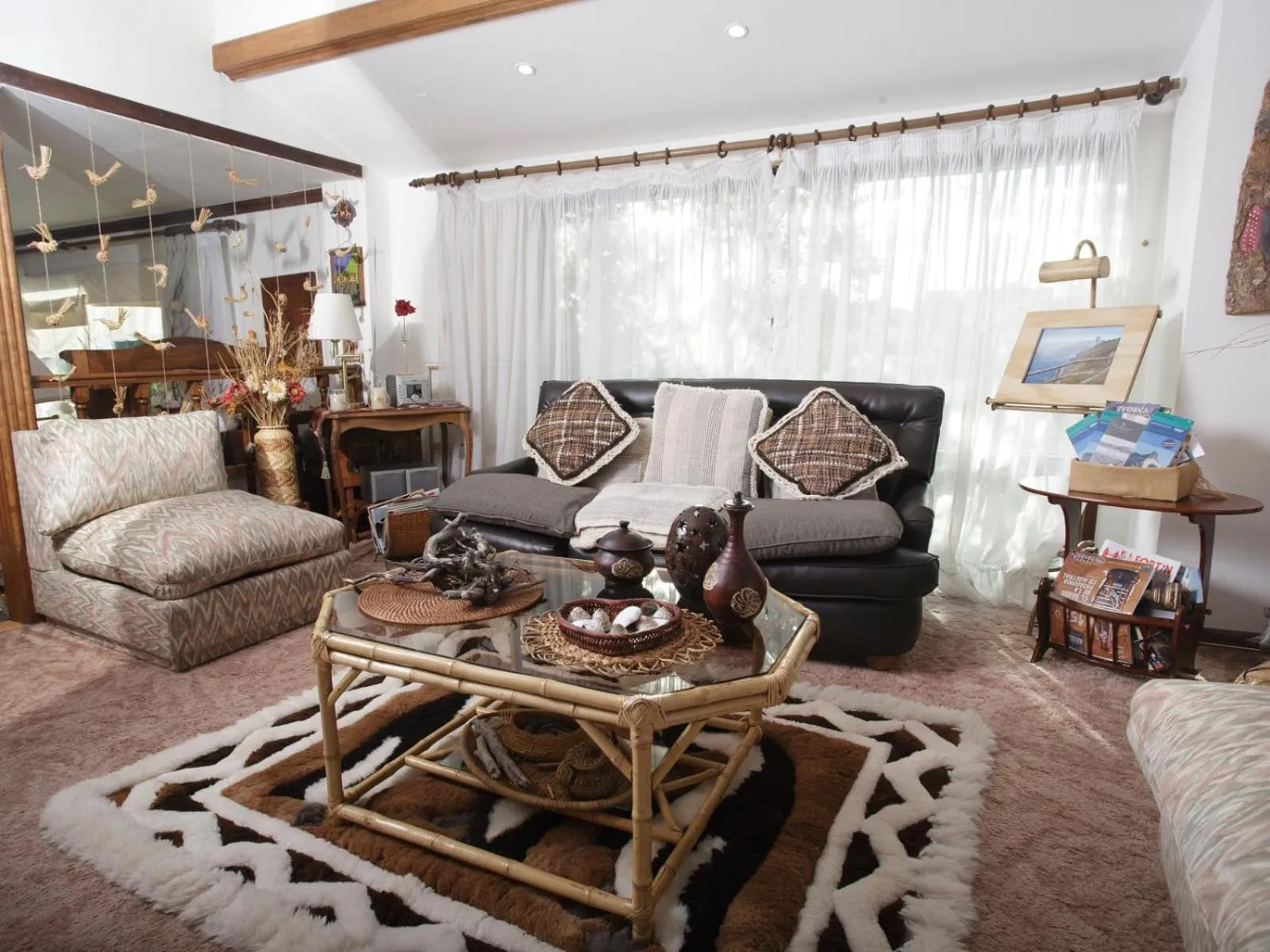 Living room in Sandy Point Hostal