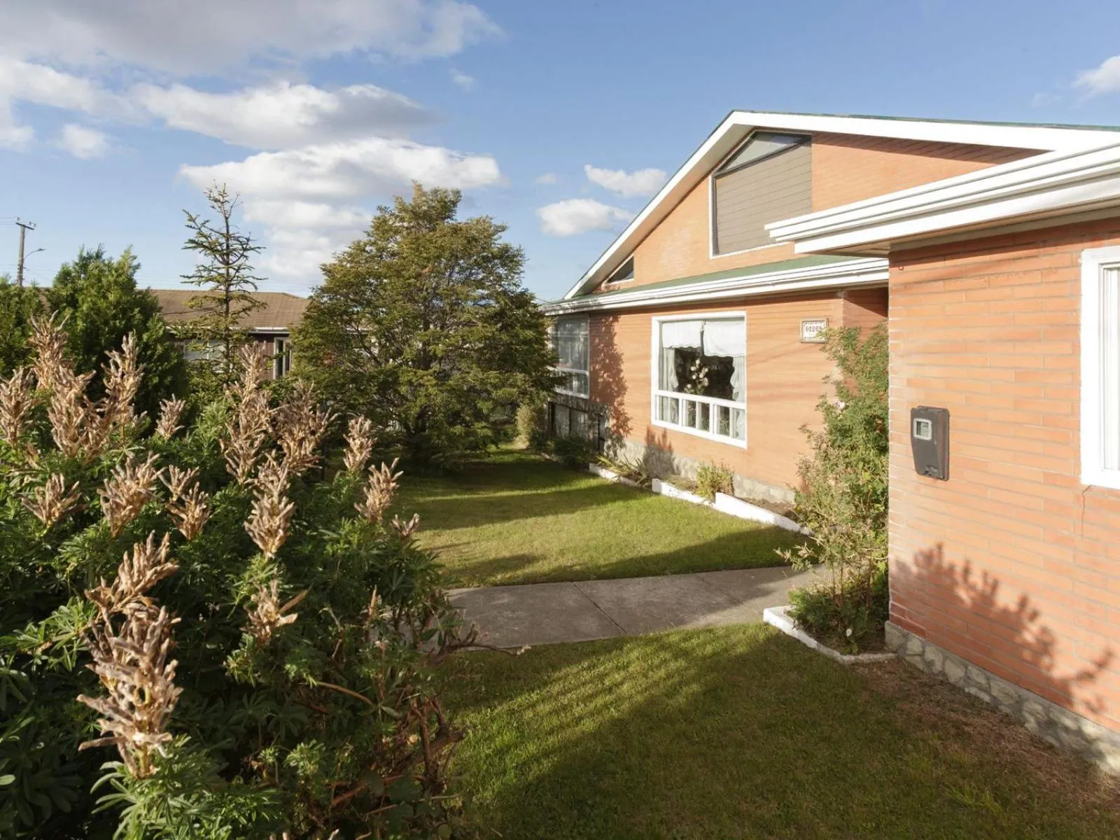 Property building in Sandy Point Hostal