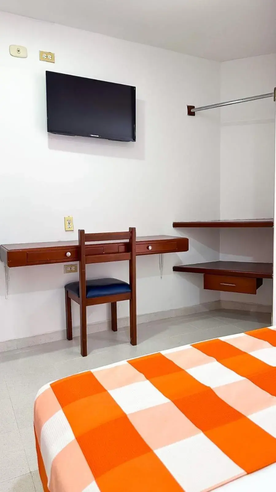 Deluxe Double Room with Shower in Hotel Olga Lucia Deluxe Double Room with Shower in Hotel Olga Lucia