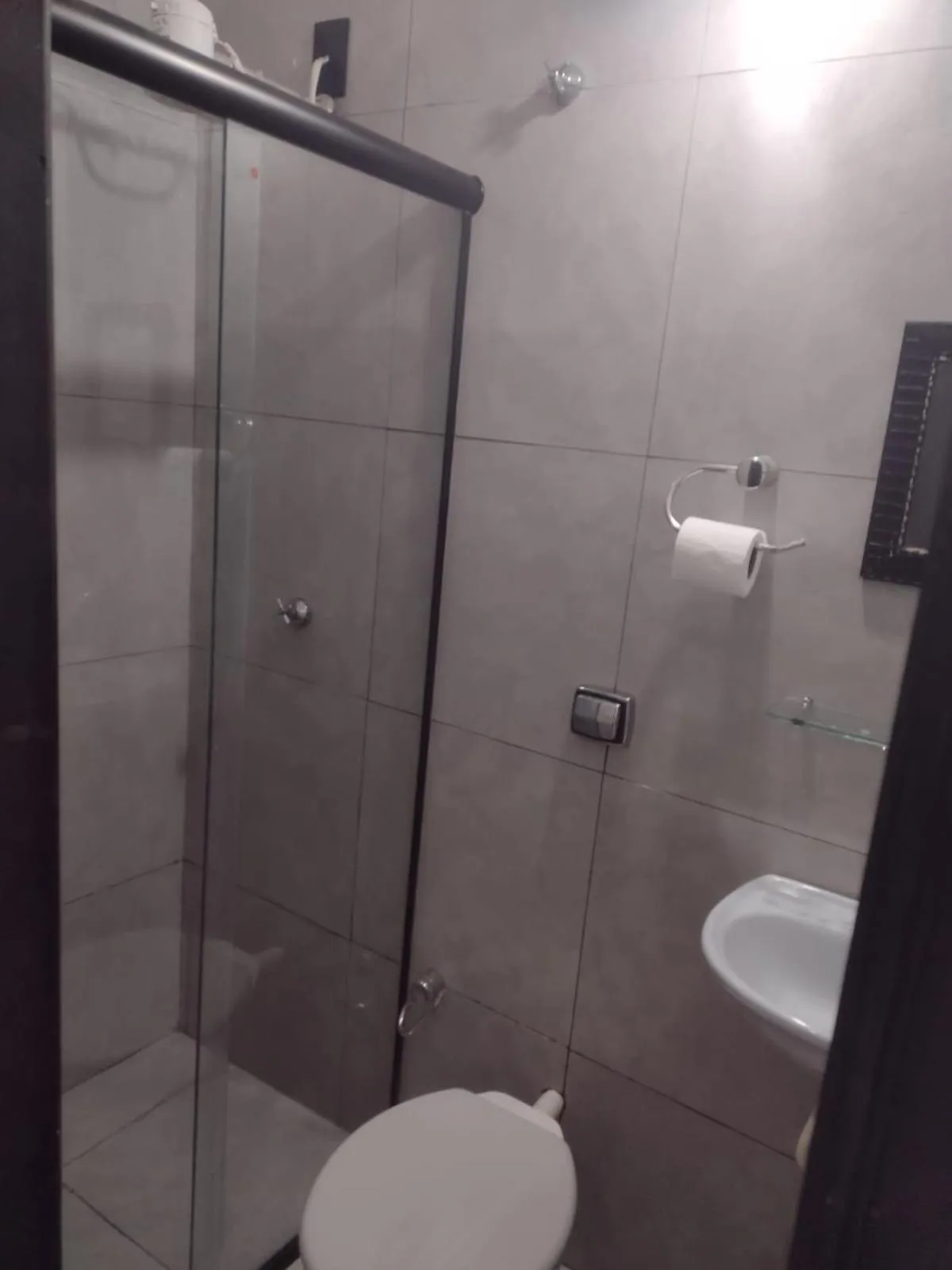 Bathroom in Hotel Loren