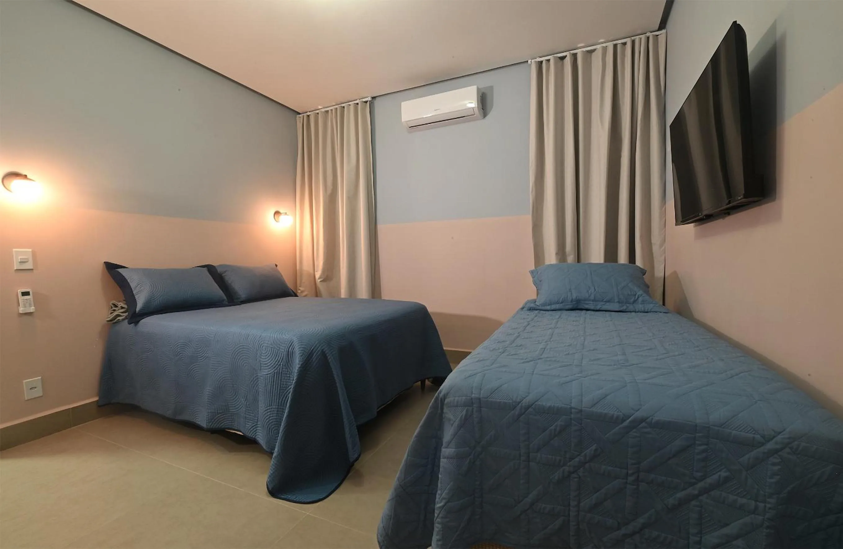 Bedroom, Bed in Hotel e Pousada O Casarão