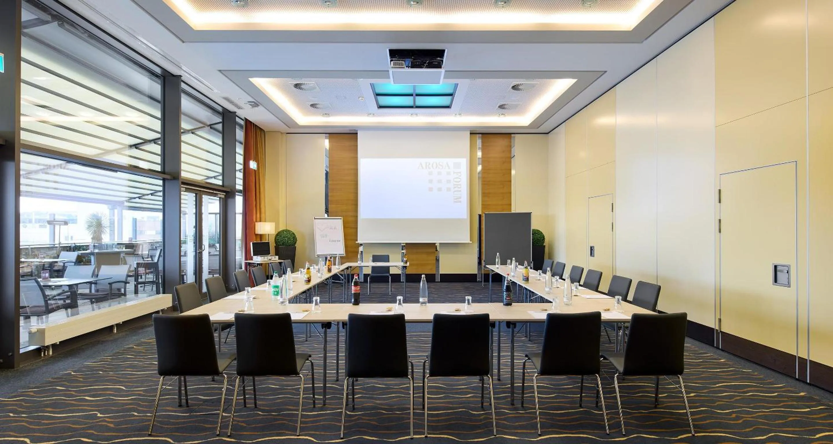 Meeting/conference room in Best Western Plus Arosa Hotel