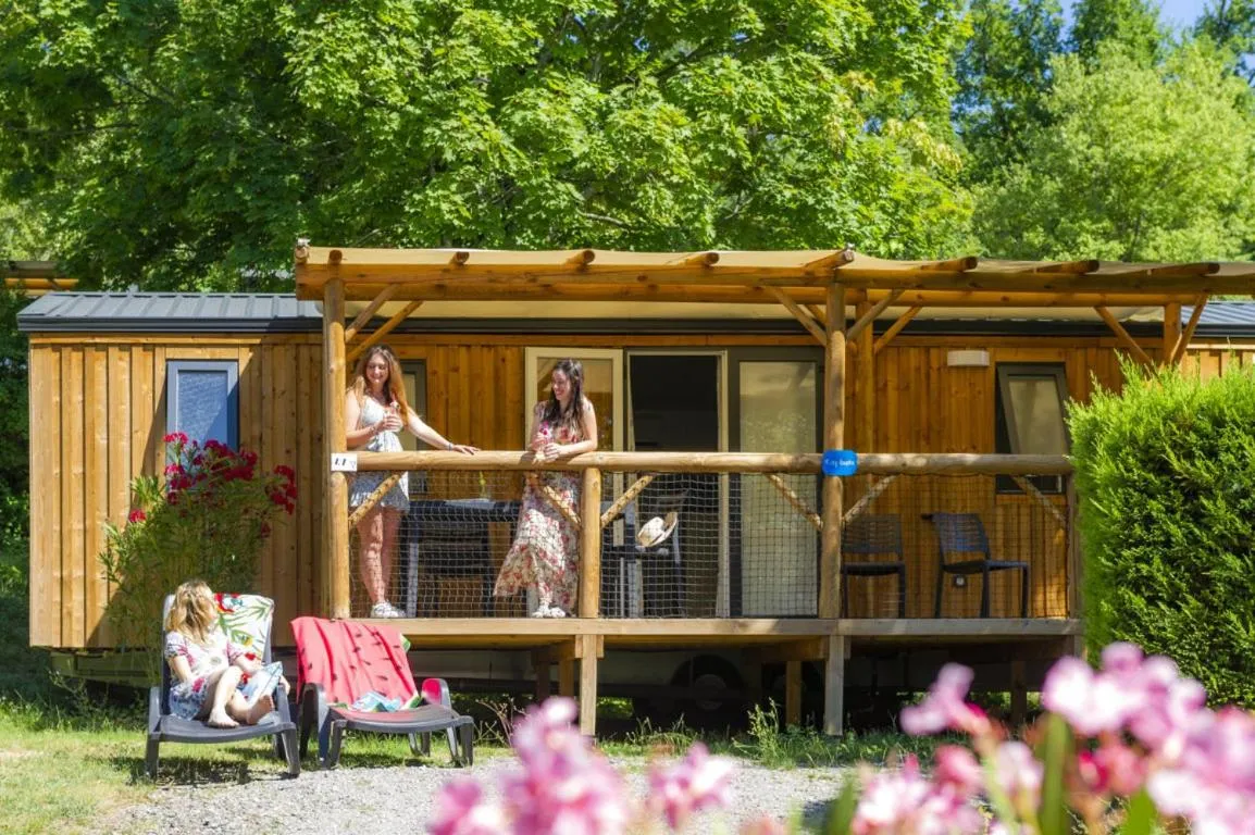 Patio in Camping Capfun La Bretèche