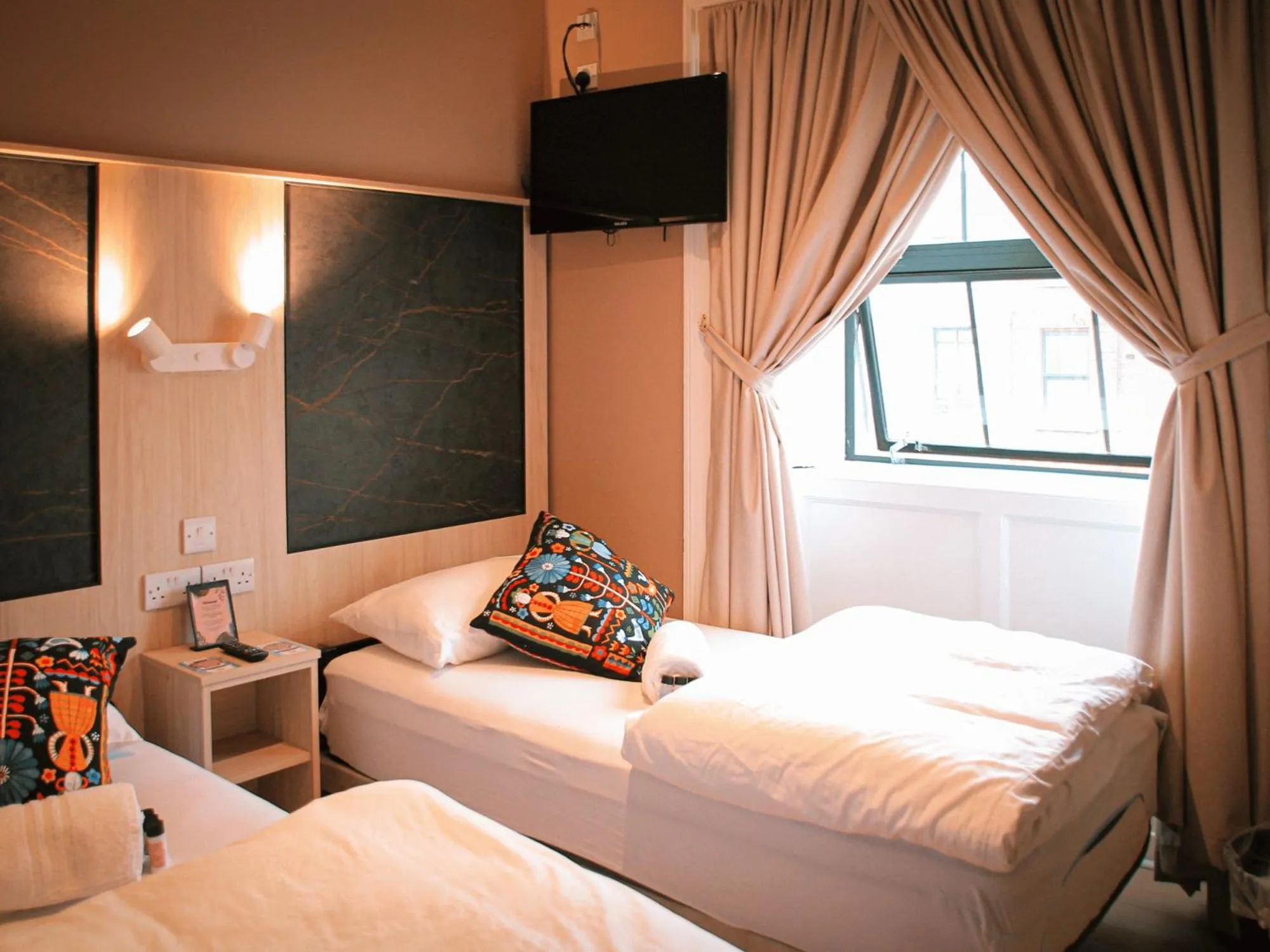 Bed in Gardiner House Hostel