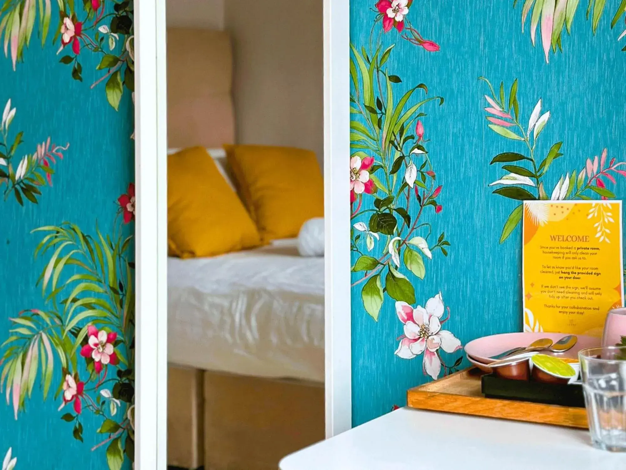 Double Room with Private Bathroom in Gardiner House Hostel Double Room with Private Bathroom in Gardiner House Hostel