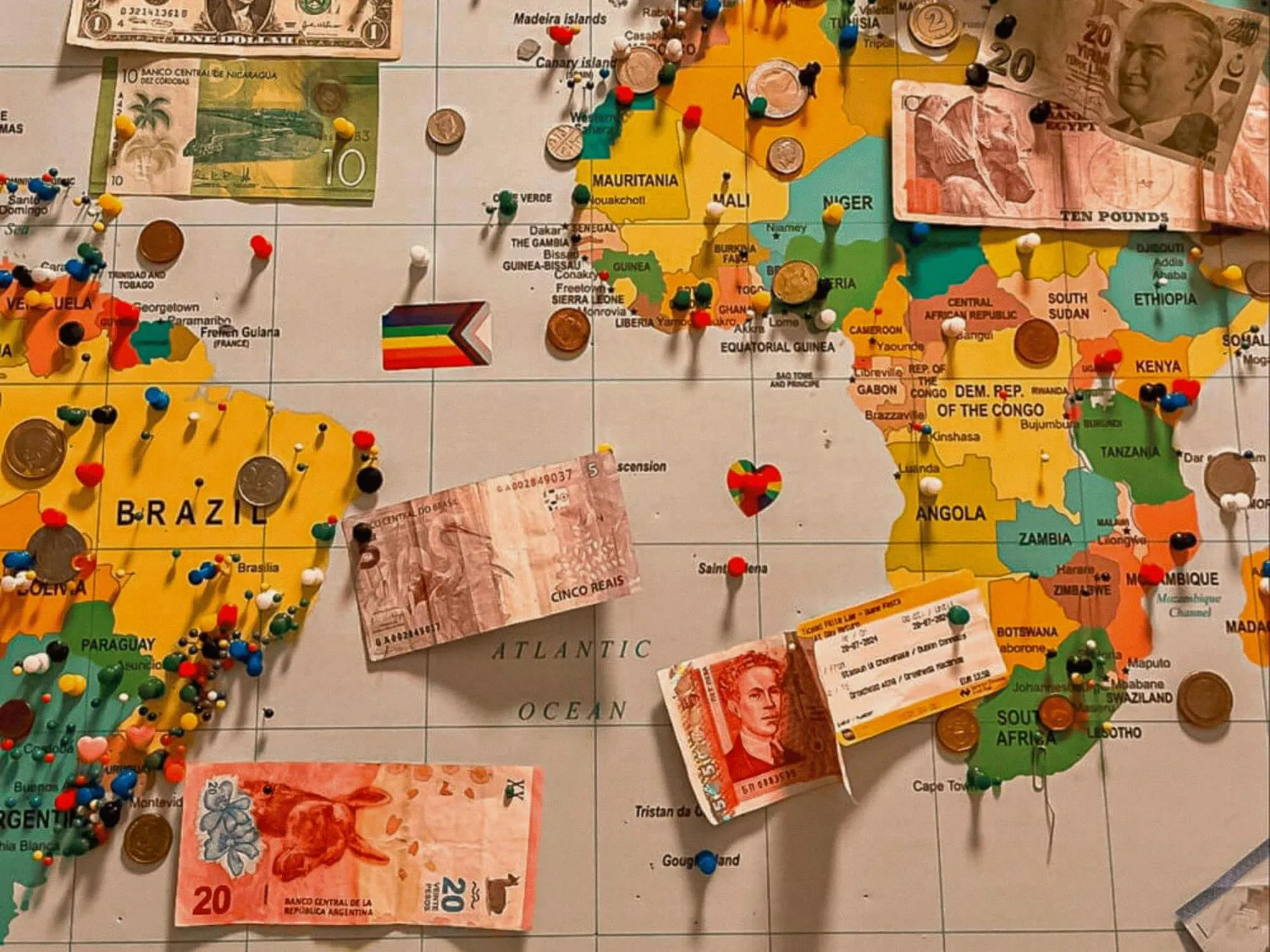 Decorative detail in Gardiner House Hostel