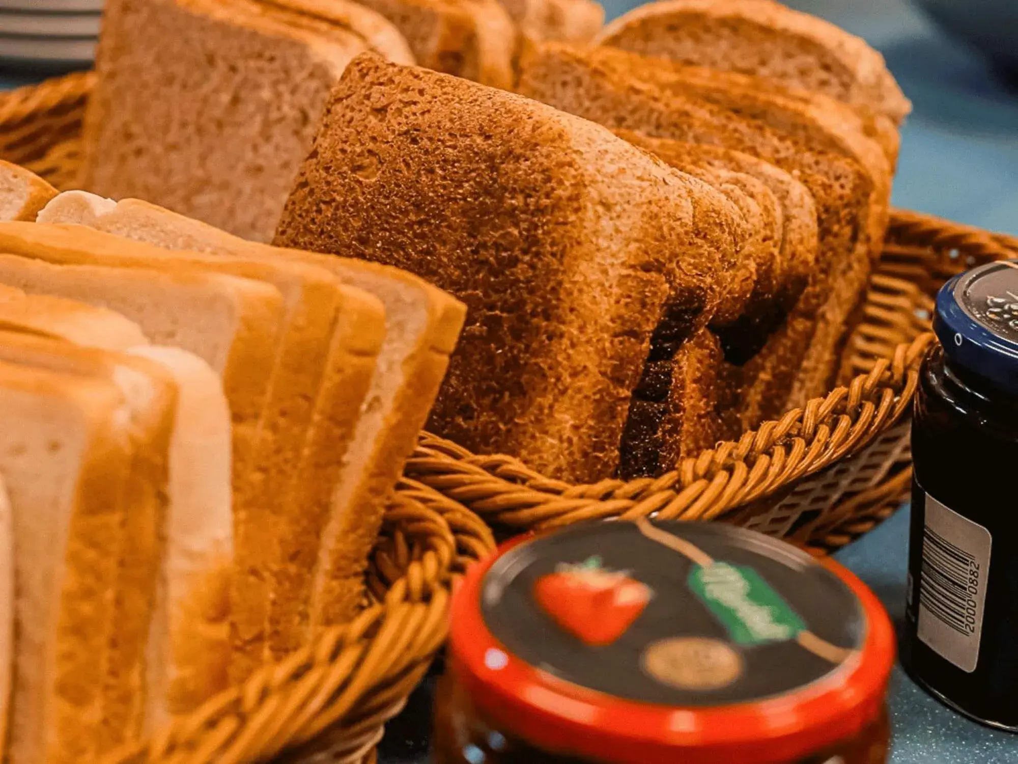 Food and drinks in Gardiner House Hostel Food and drinks in Gardiner House Hostel