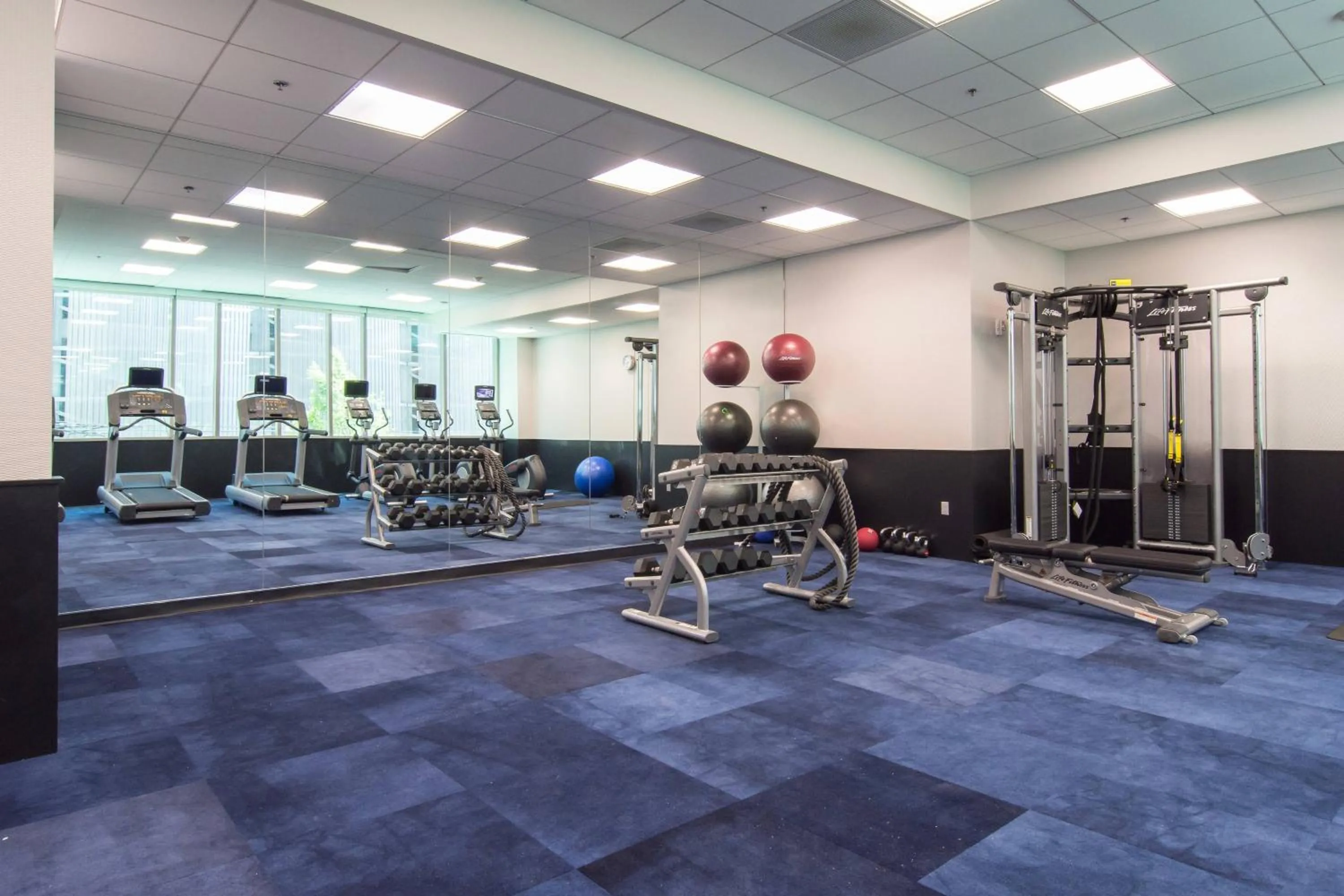 Fitness centre/facilities in SpringHill Suites by Marriott Charlotte City Center