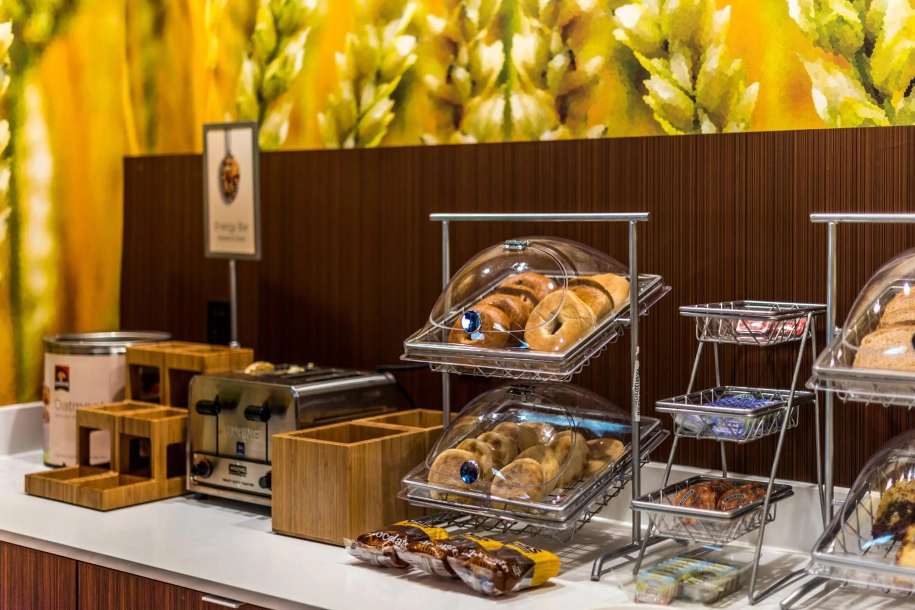 Breakfast in Fairfield Inn & Suites by Marriott Mobile Saraland