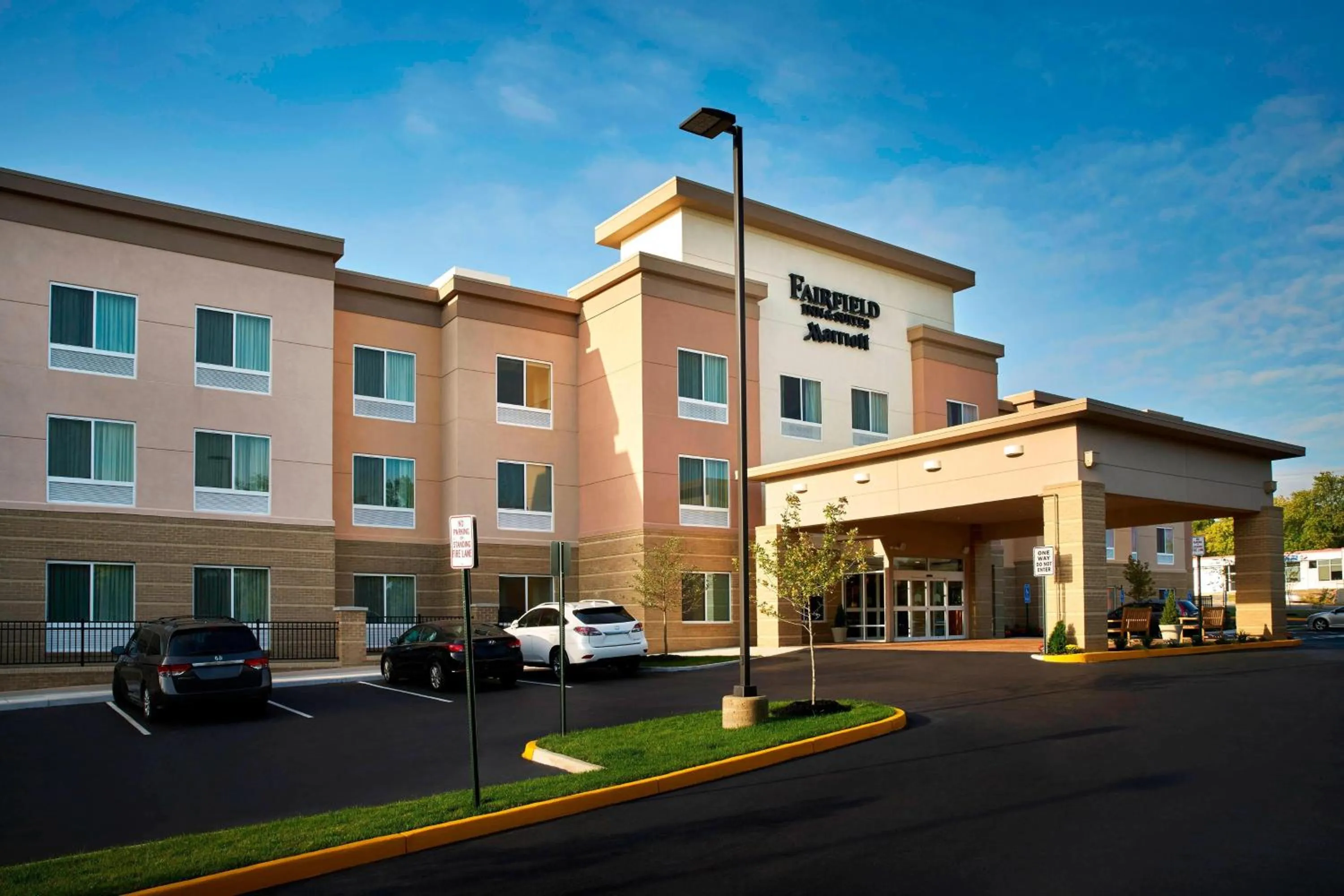 Property building in Fairfield Inn & Suites by Marriott Alexandria,Virginia