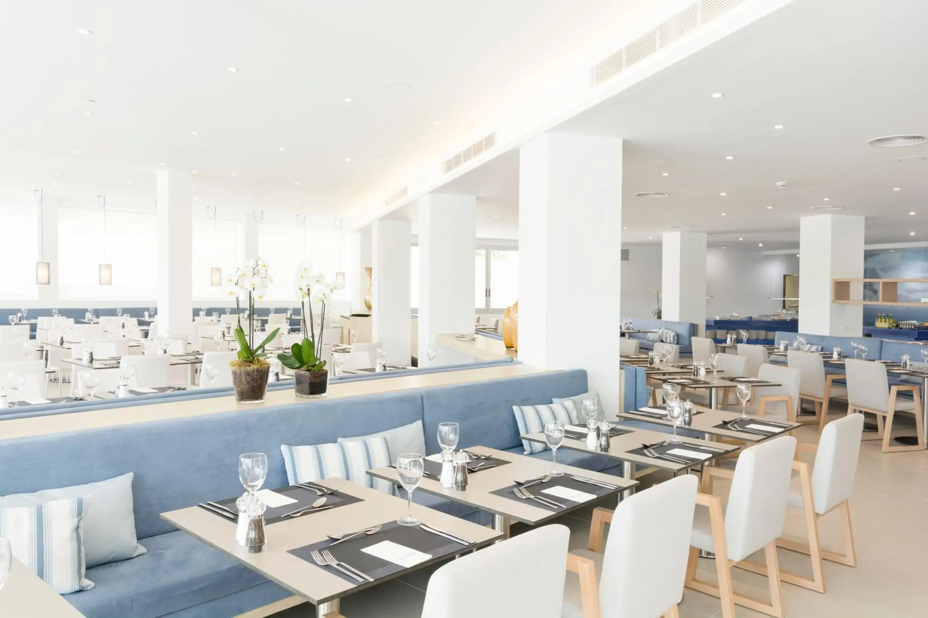 Restaurant/places to eat in Reverence Mare Hotel - Adults Only Restaurant/places to eat in Reverence Mare Hotel - Adults Only