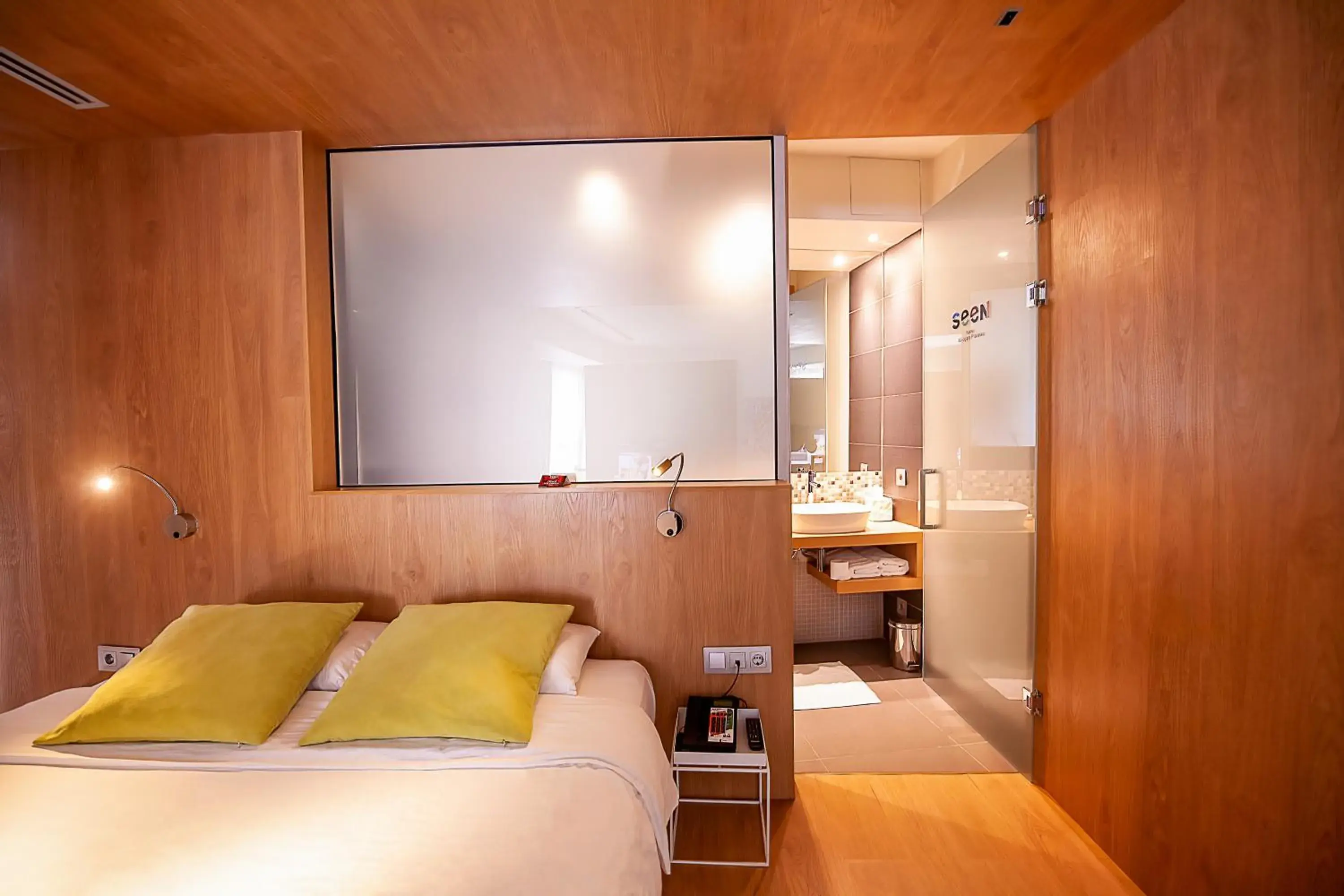 Bed in Seen Hotel Abidjan Plateau Bed in Seen Hotel Abidjan Plateau