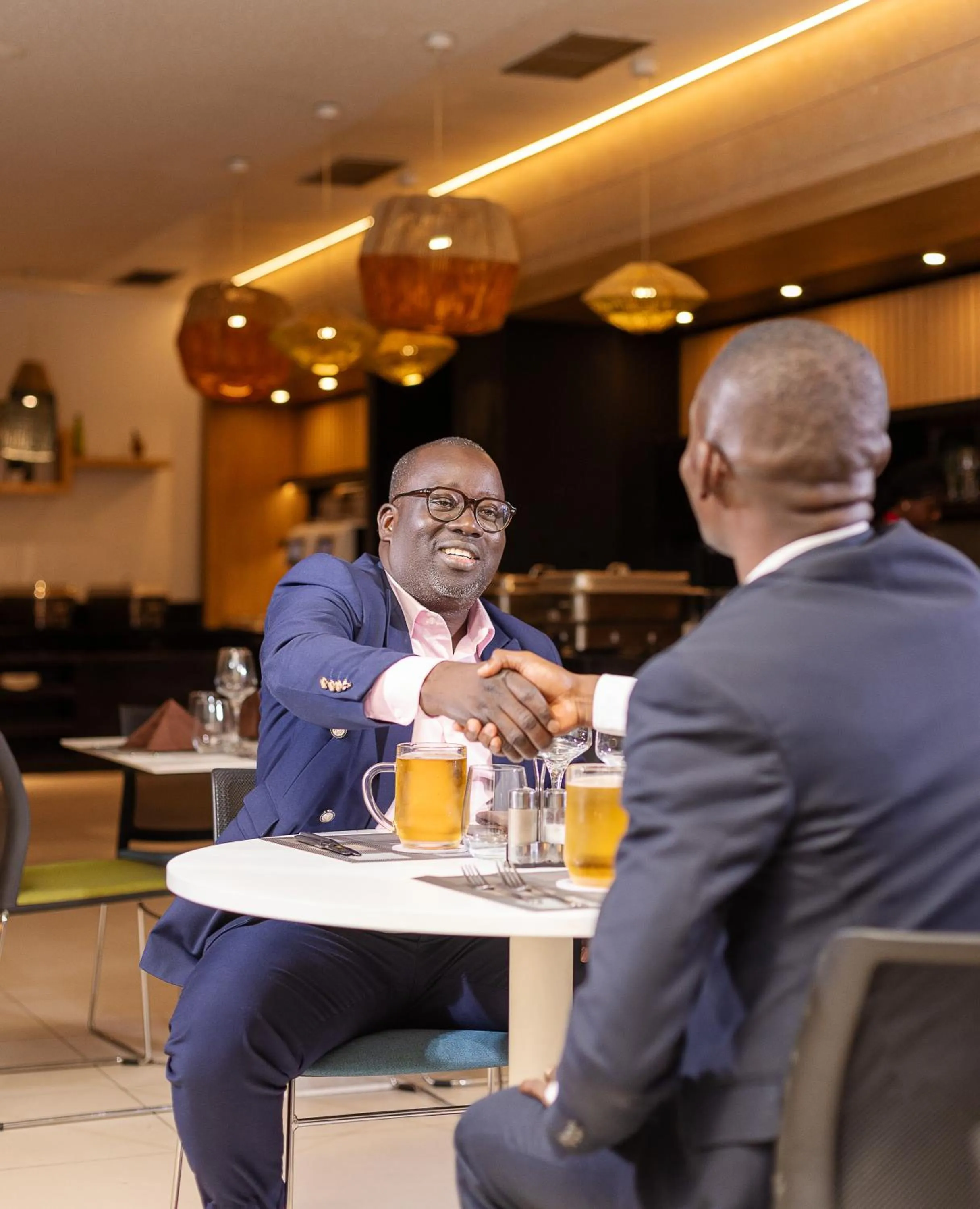 Restaurant/places to eat in Seen Hotel Abidjan Plateau