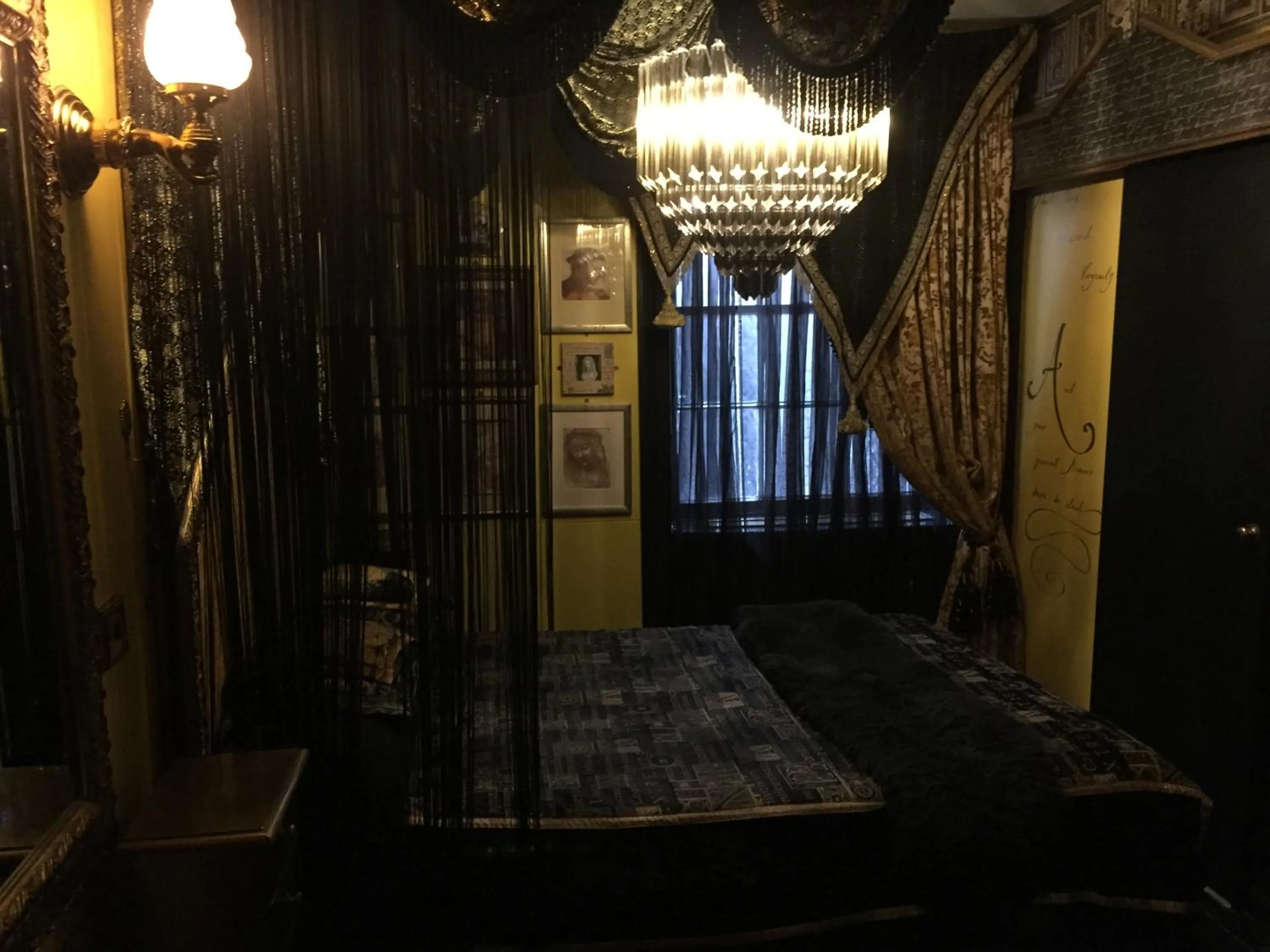 Bed in Pavilion Hotel