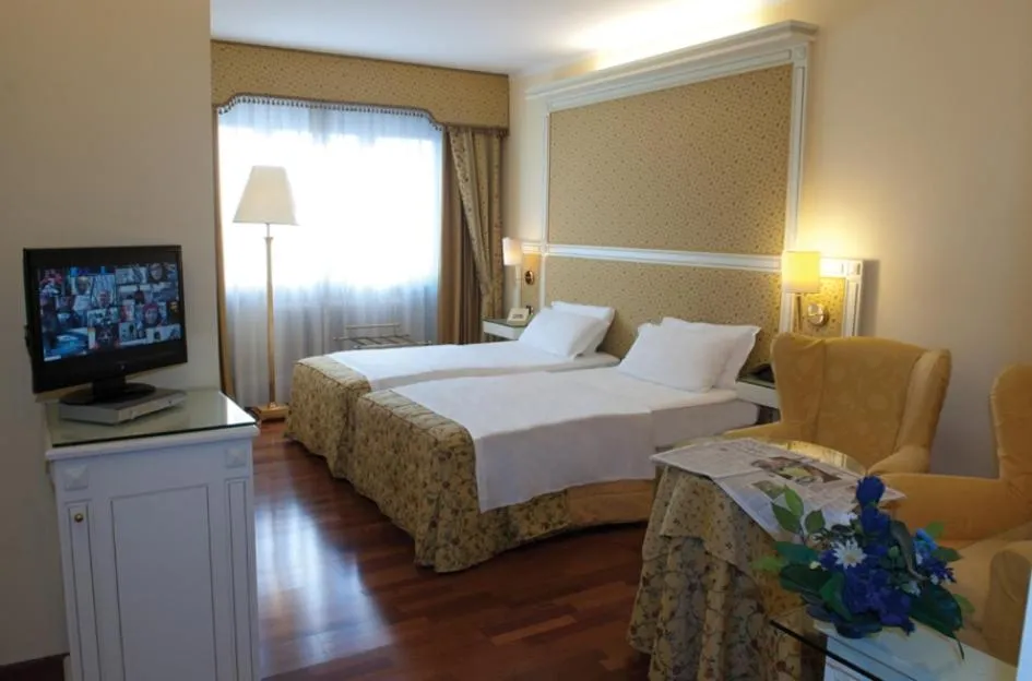 Bed in Hotel La Bussola