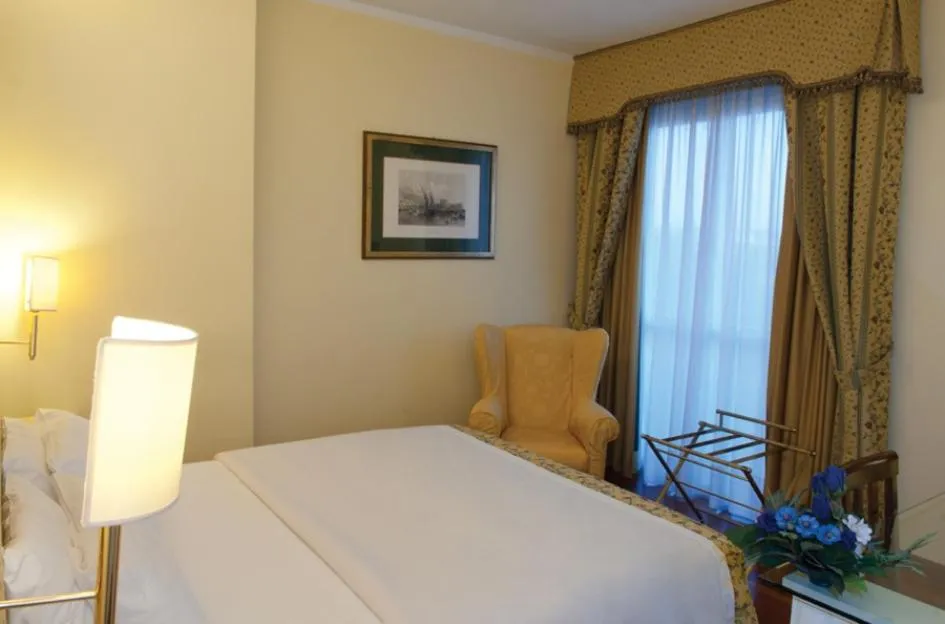 Bed in Hotel La Bussola