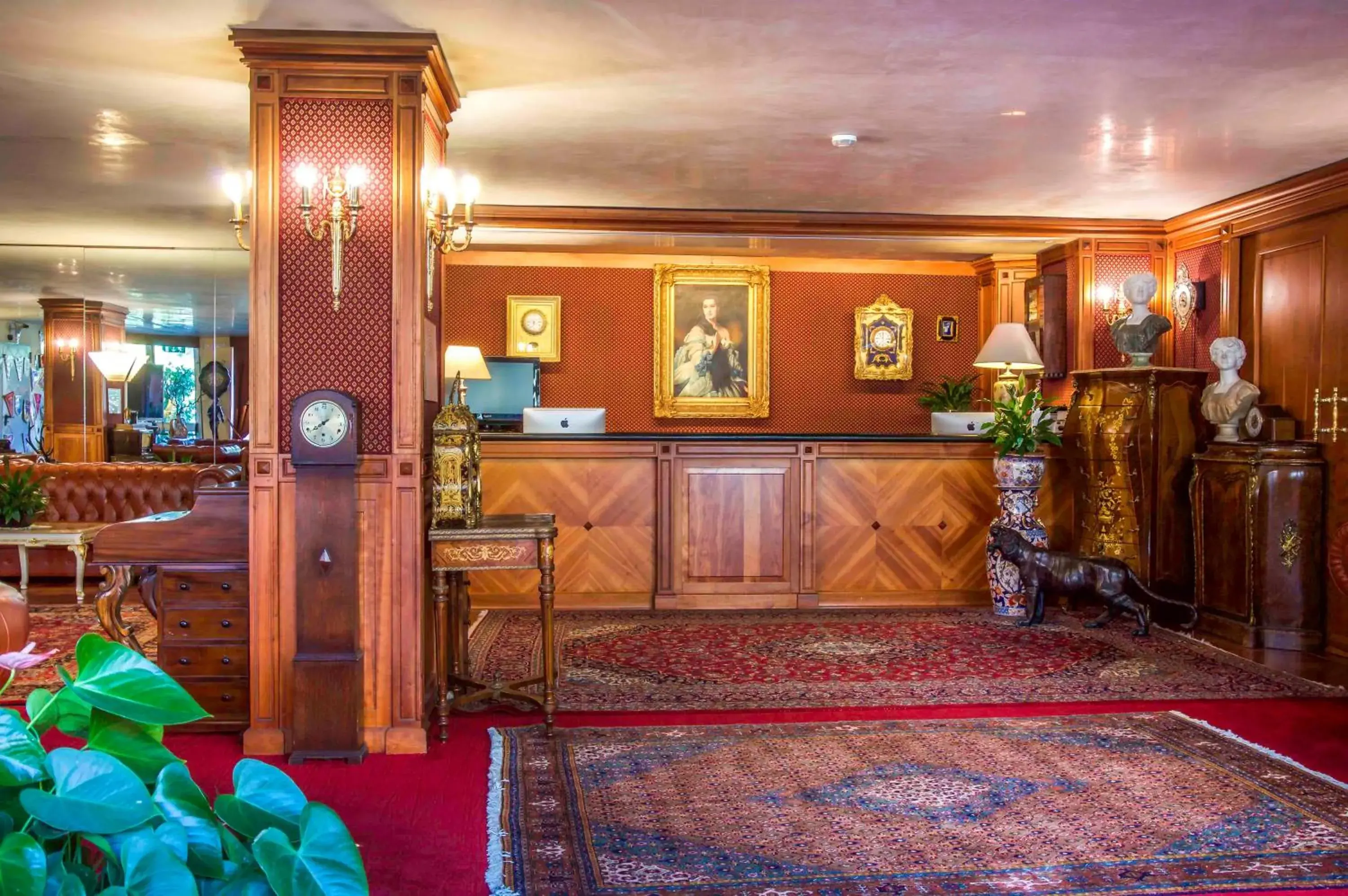 Lobby or reception in LVG Hotel Collection - La Bussola Lobby or reception in LVG Hotel Collection - La Bussola