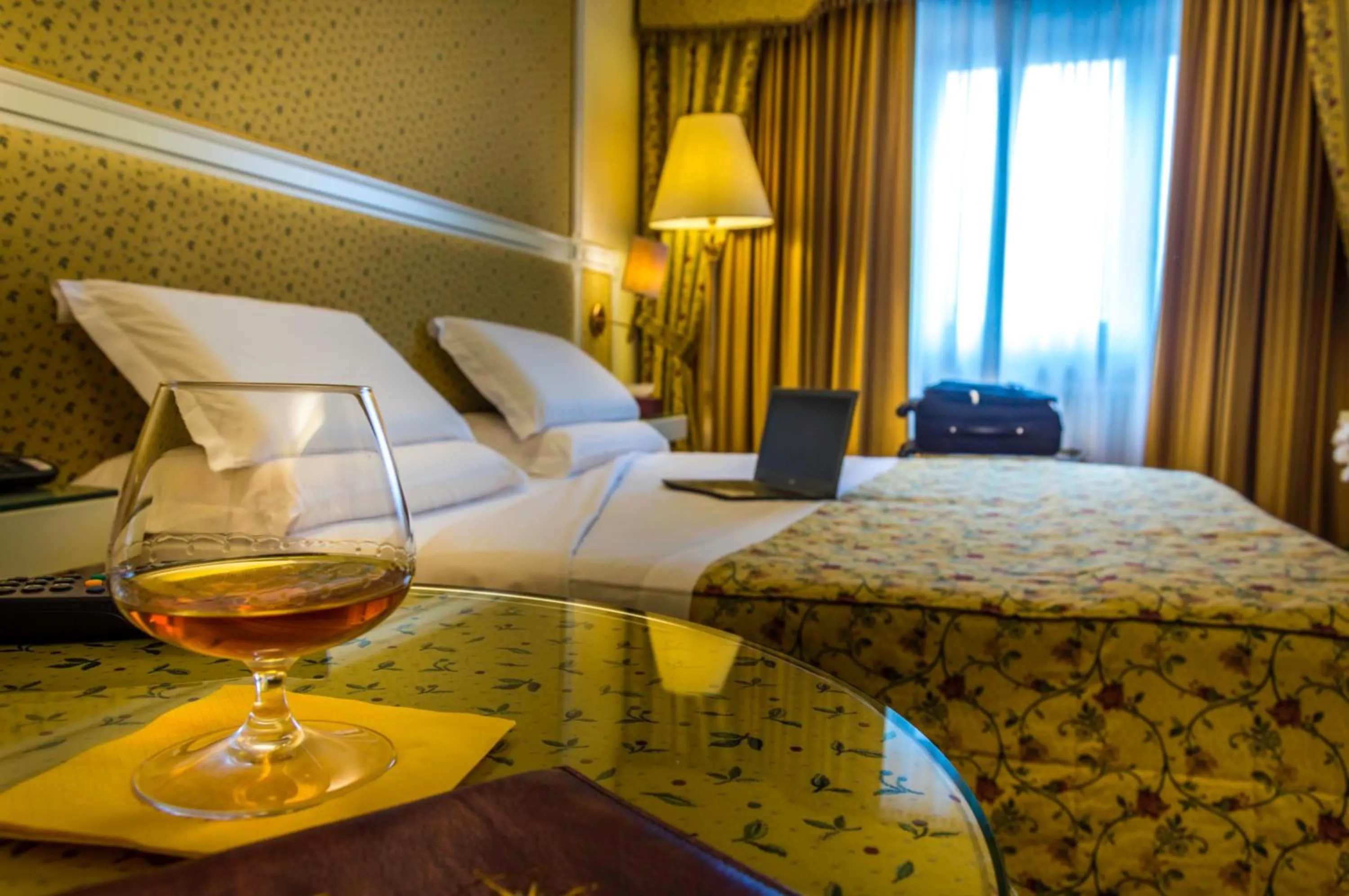 Bedroom, Bed in Hotel La Bussola