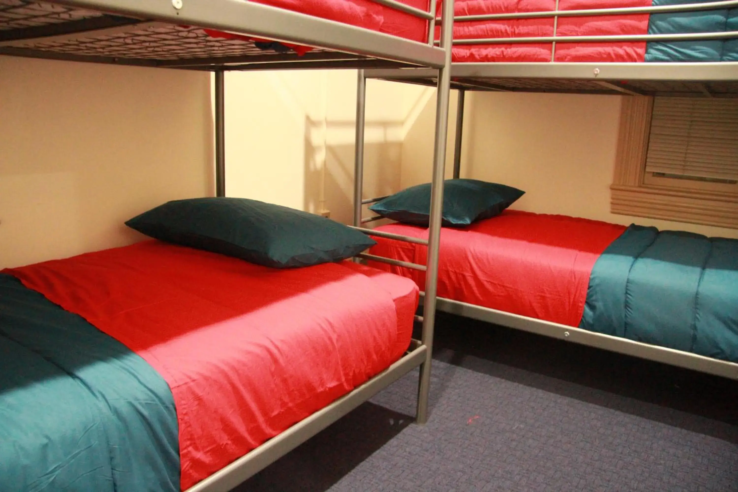 Bed in 6-Bed Dormitory Room in Duo Nomad Bed in 6-Bed Dormitory Room in Duo Nomad