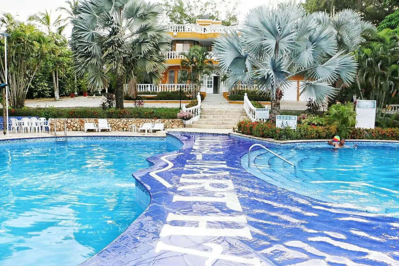 Swimming pool in Eco Hotel Villa Martha