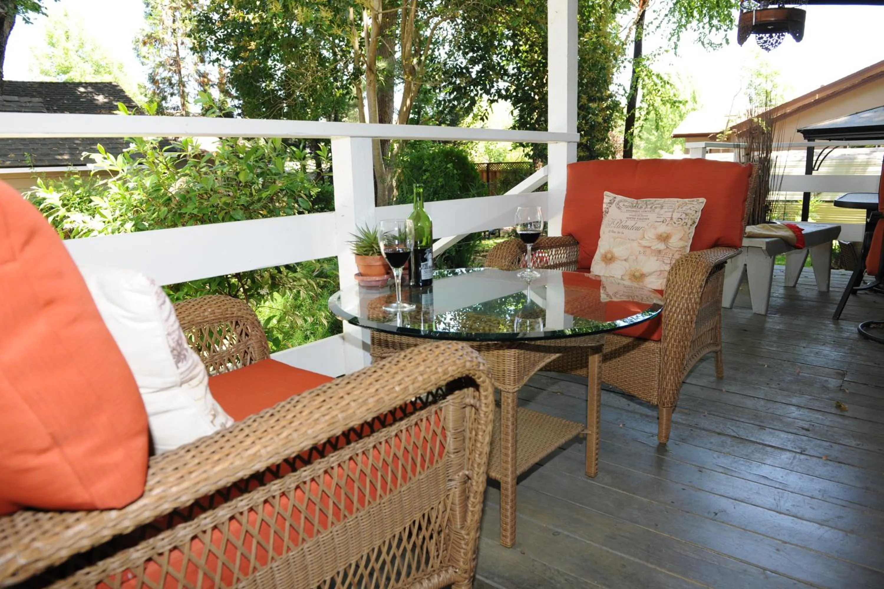 Patio in The Giraffe