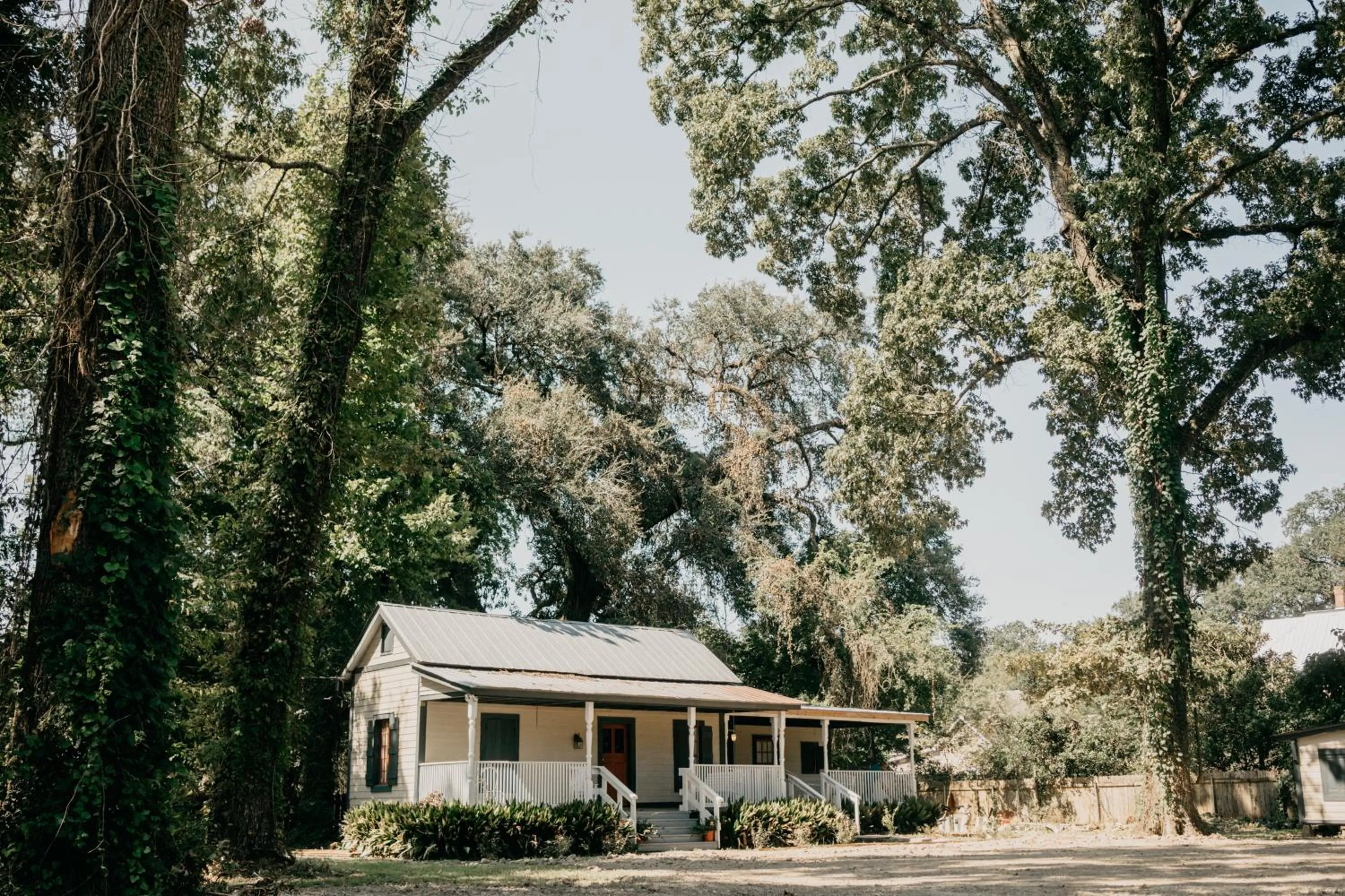 Facade/entrance in Maison Mouton Bed & Breakfast