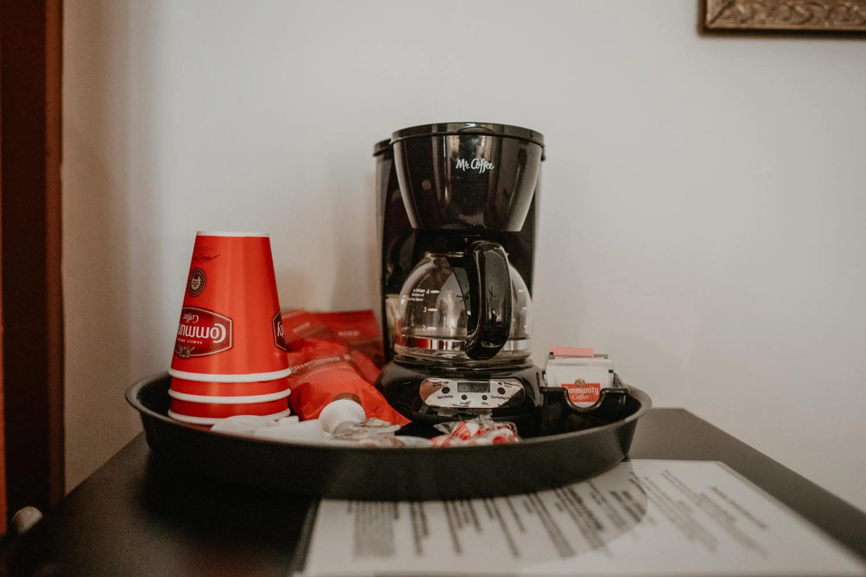 Coffee/tea facilities in Maison Mouton Bed & Breakfast