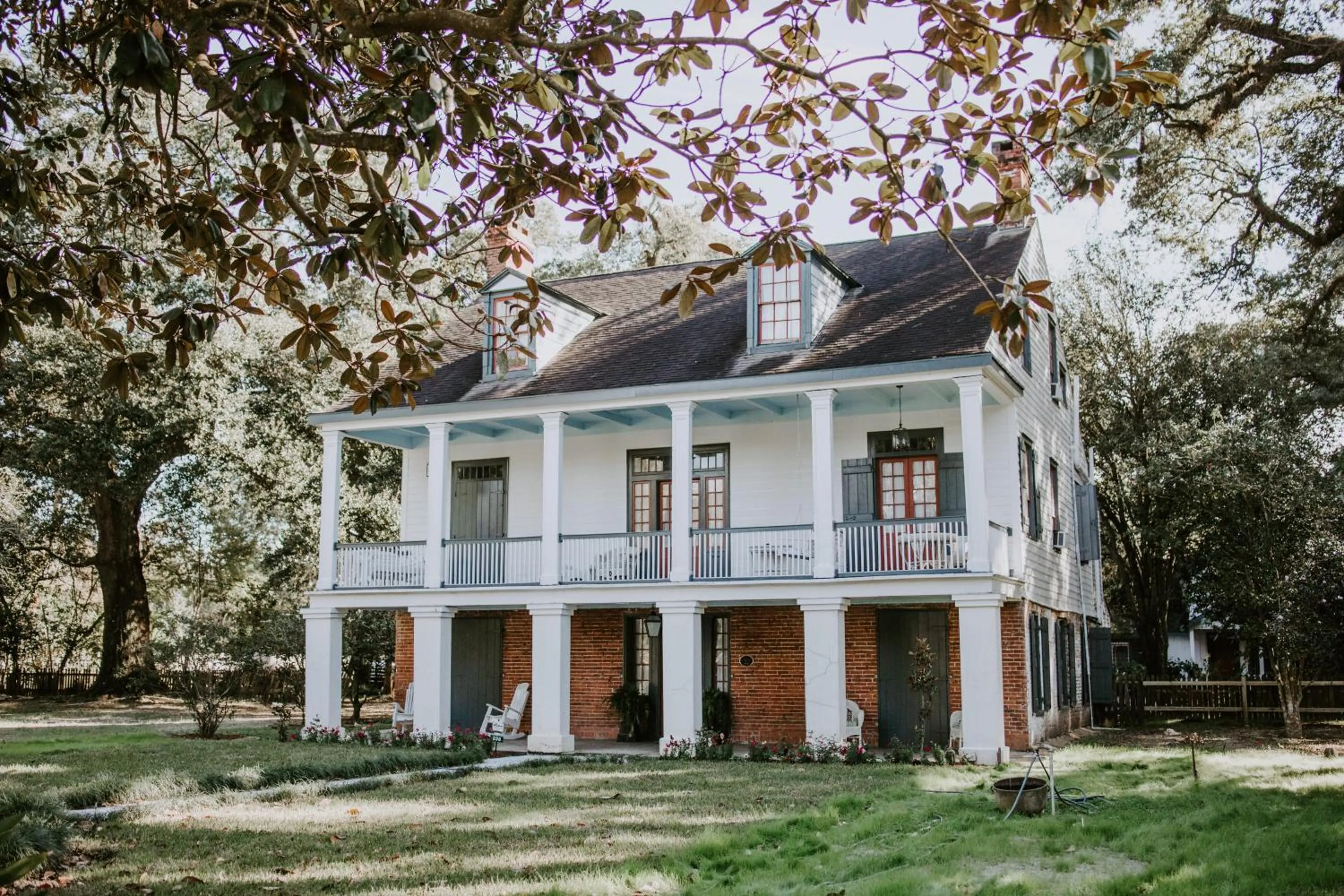 Property building in Maison Mouton Bed & Breakfast