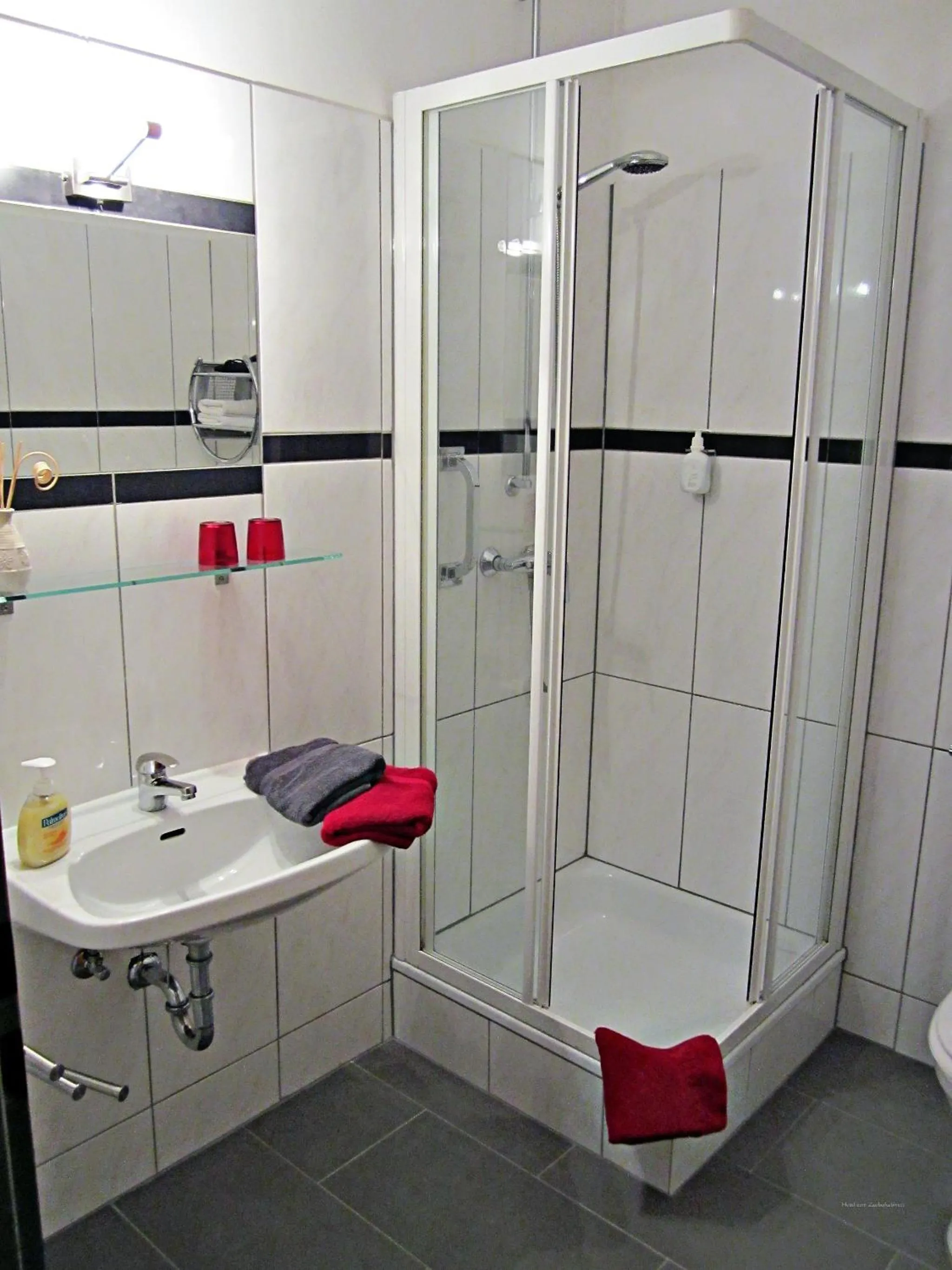 Bathroom in Hotel zum Zauberkabinett