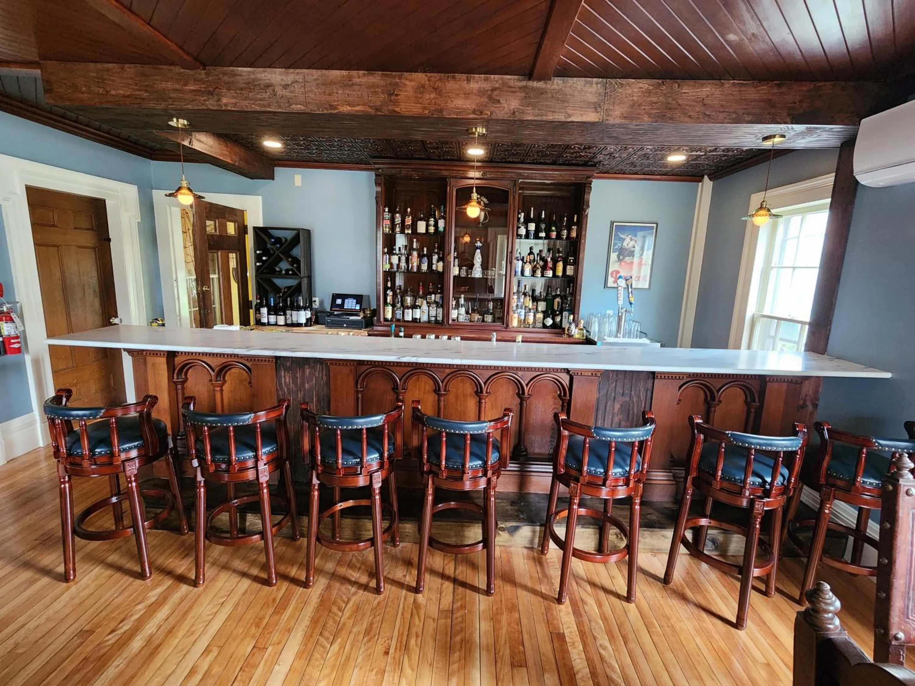 Restaurant/places to eat in Arlington Inn & Spa