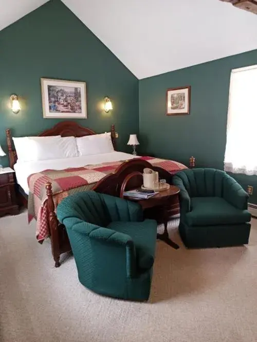 Bed in Arlington Inn & Spa Bed in Arlington Inn & Spa