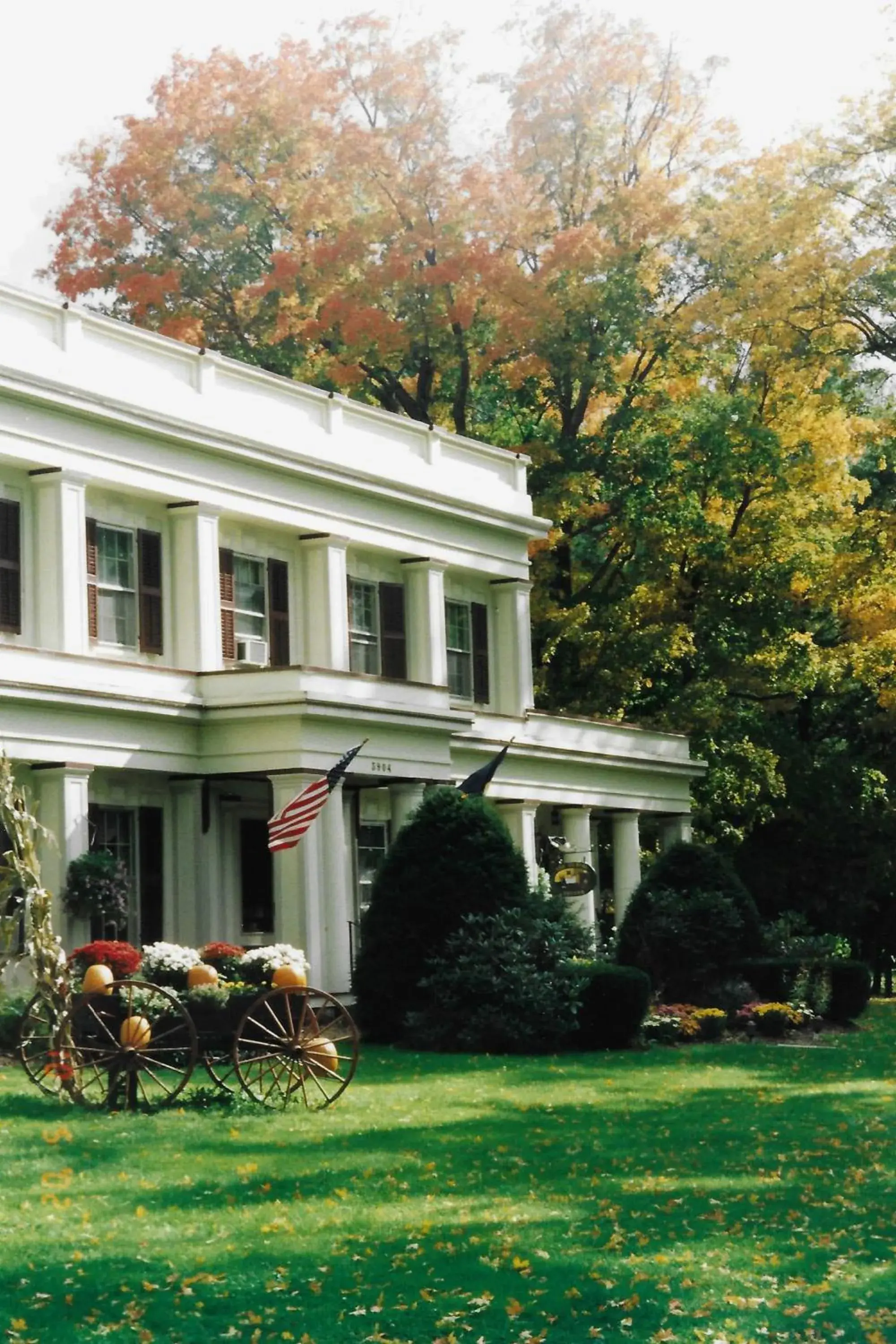 Property building in Arlington Inn & Spa Property building in Arlington Inn & Spa