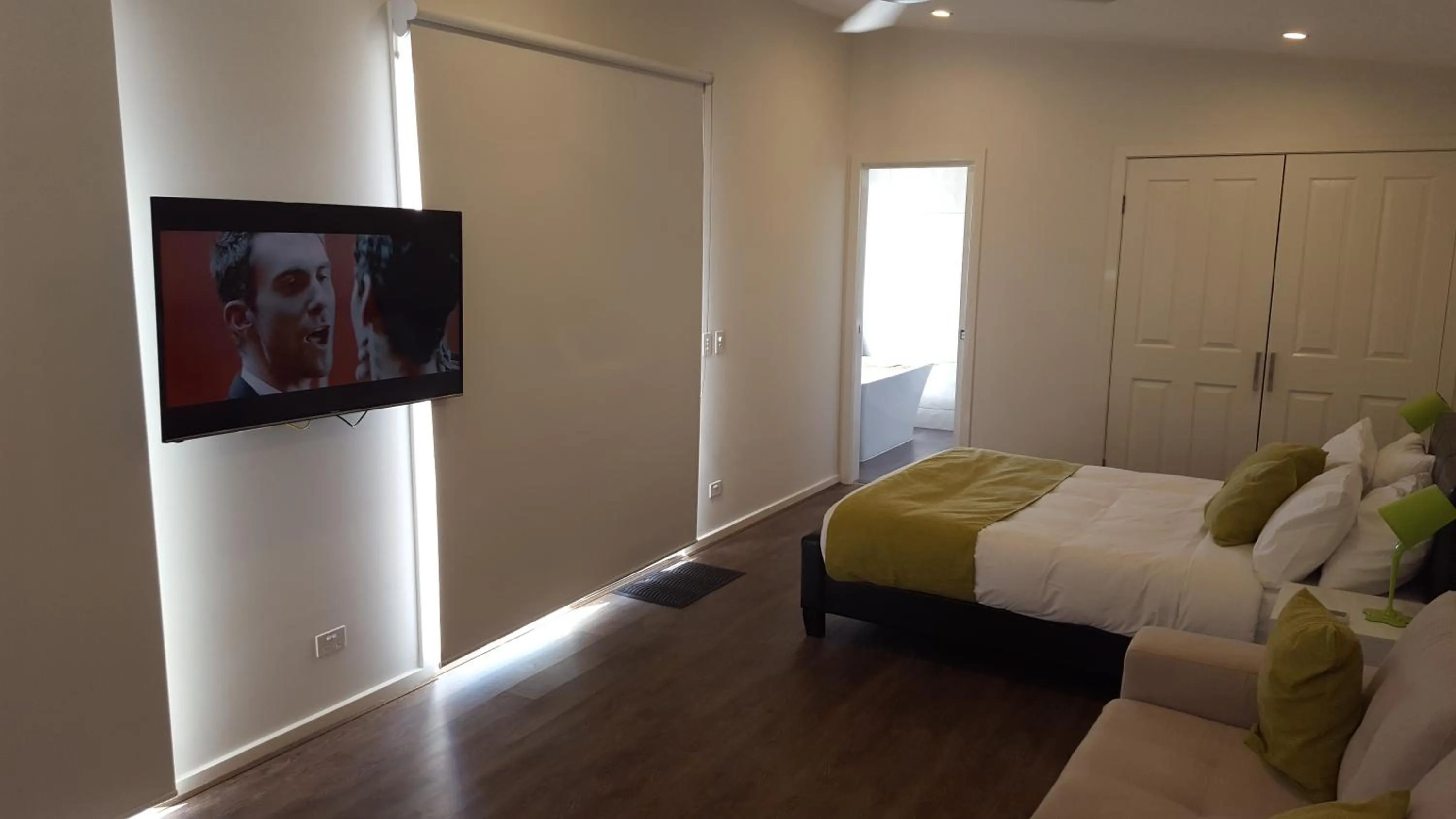 Photo of the whole room, Bed in Lara Lodge