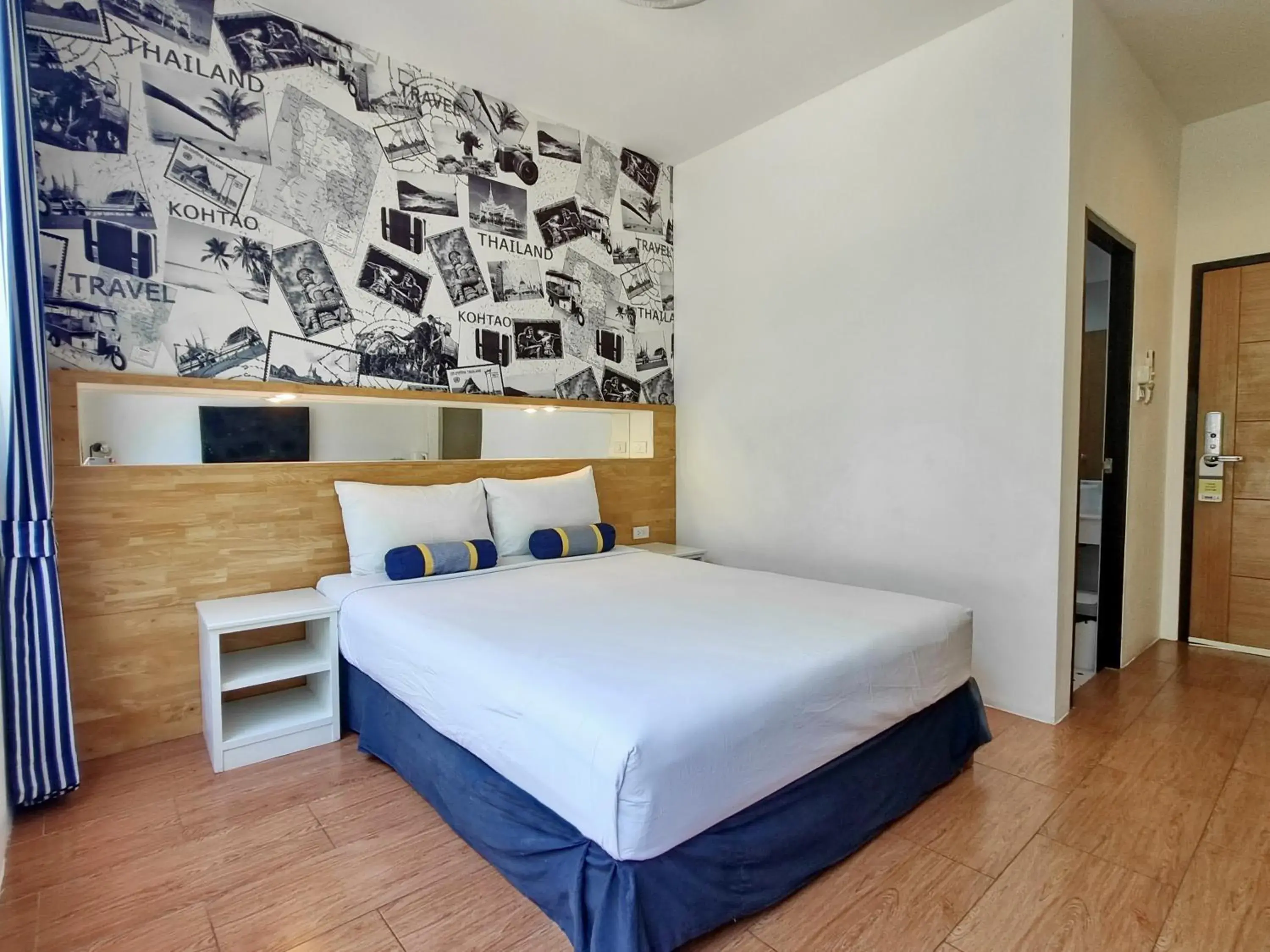 Bed in MAR24 Koh Tao Hotel Bed in MAR24 Koh Tao Hotel