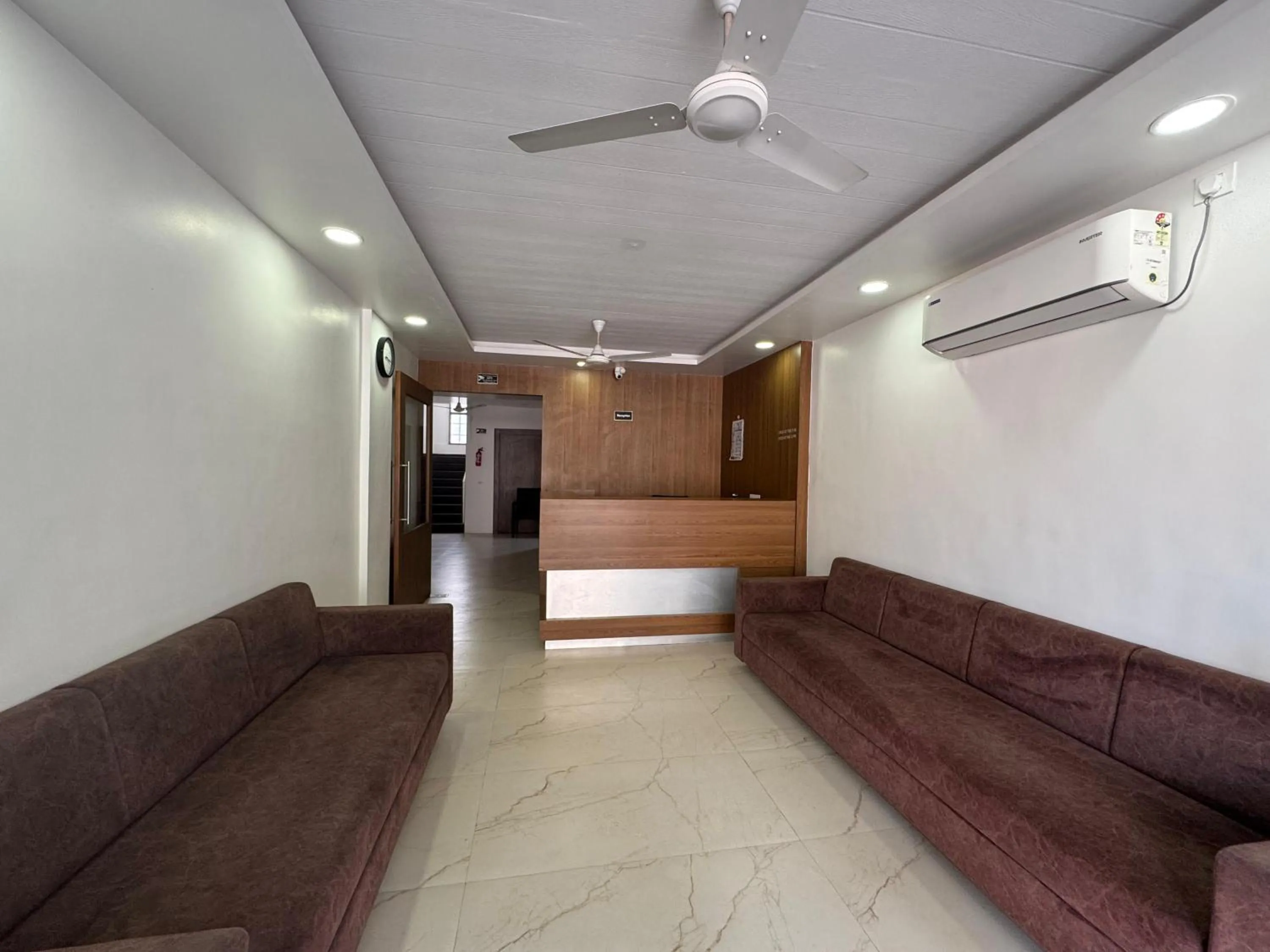 Lobby or reception in Hotel New Samrat