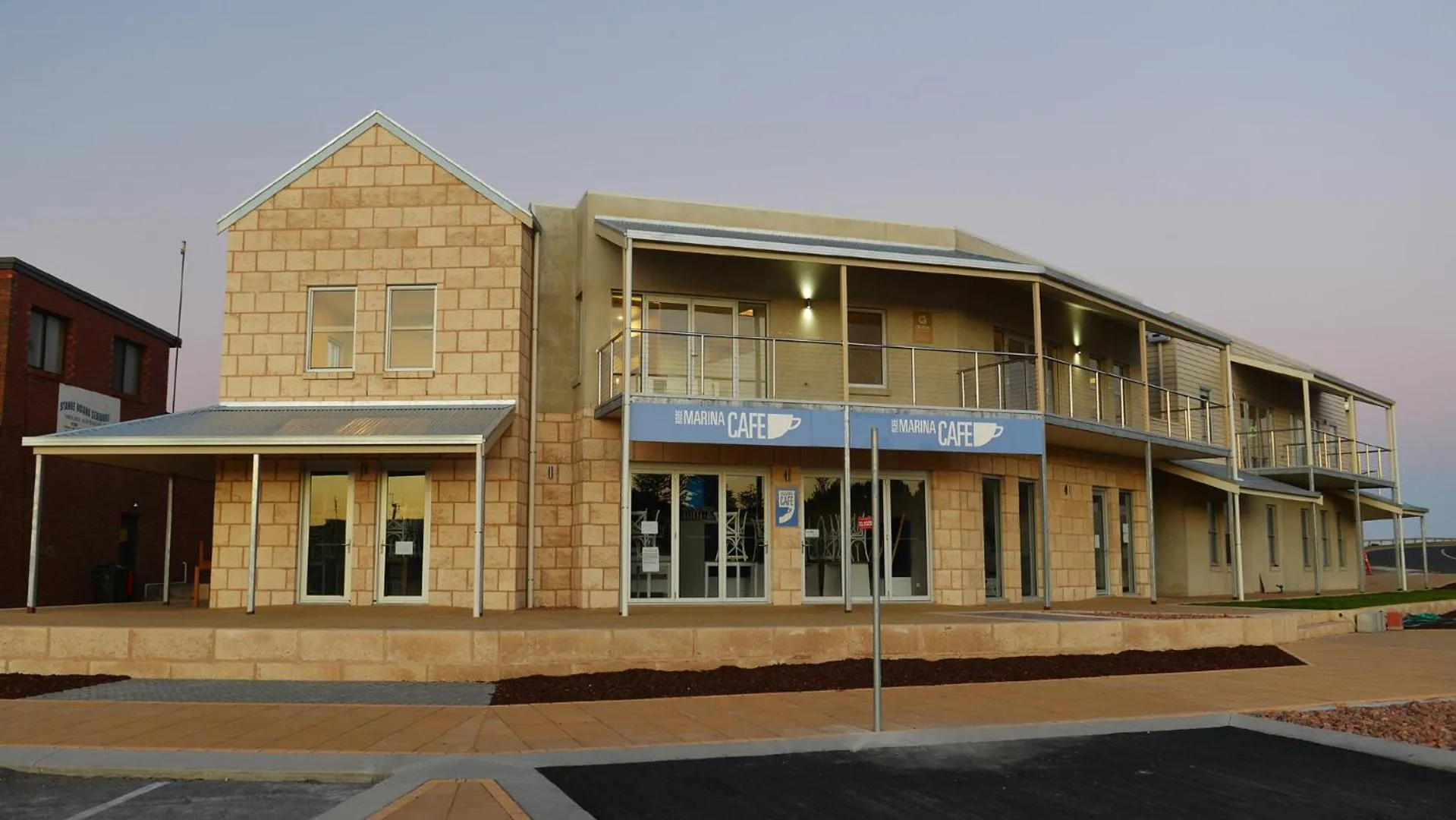 Facade/entrance in Robe Marina Accommodation
