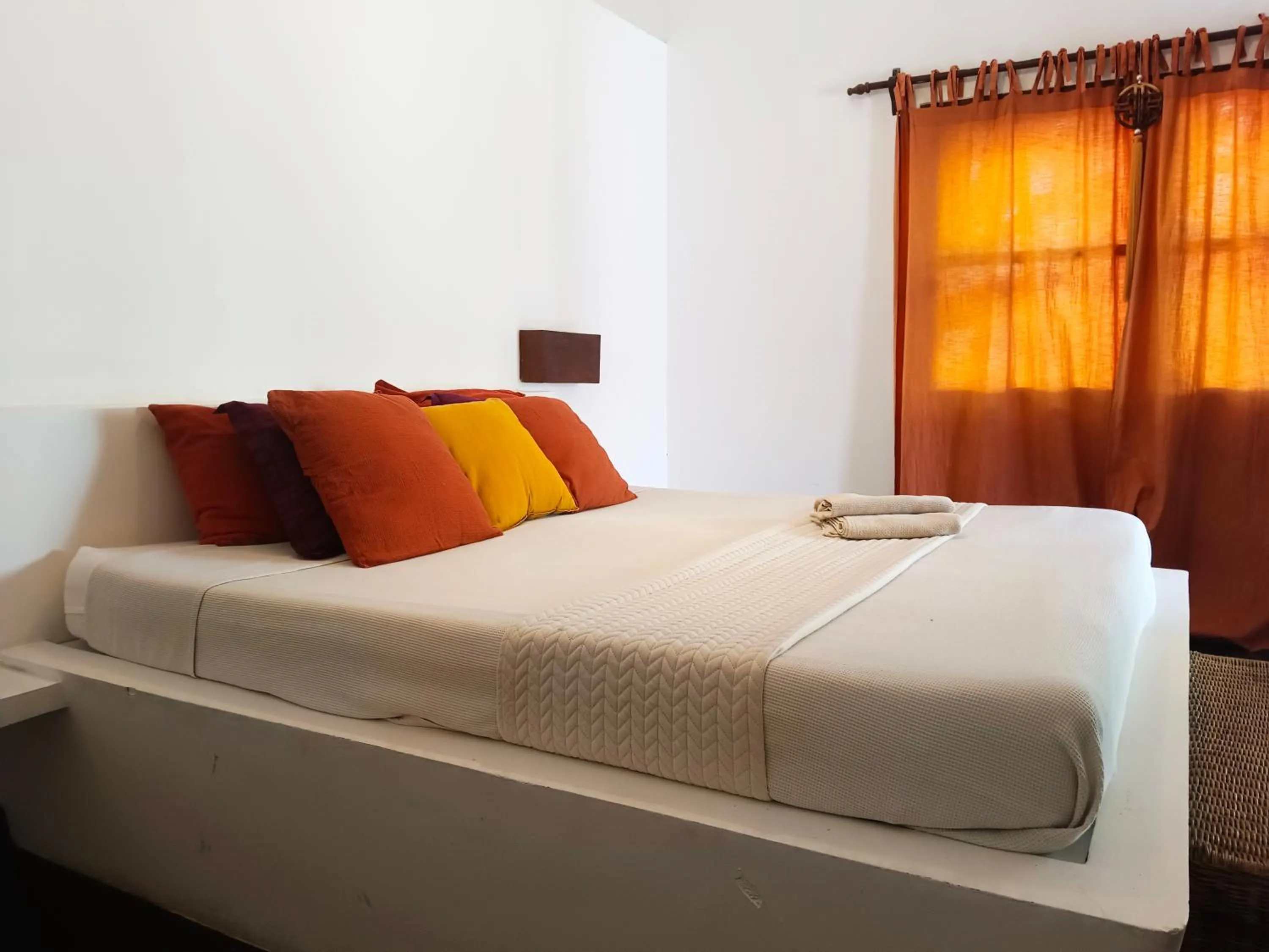 Bedroom, Bed in Villa Kalachuchi V.K