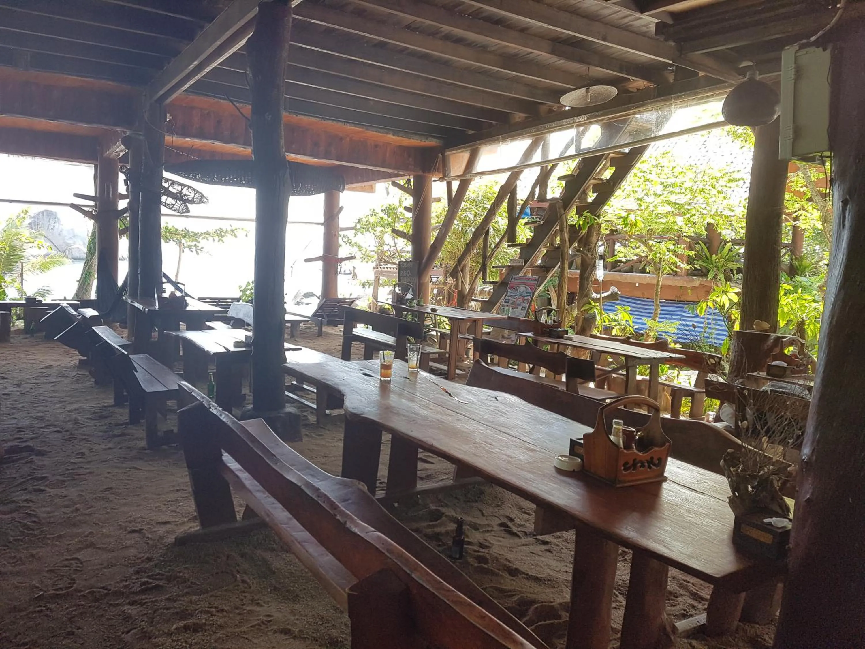 Restaurant/places to eat in Poseidon Resort