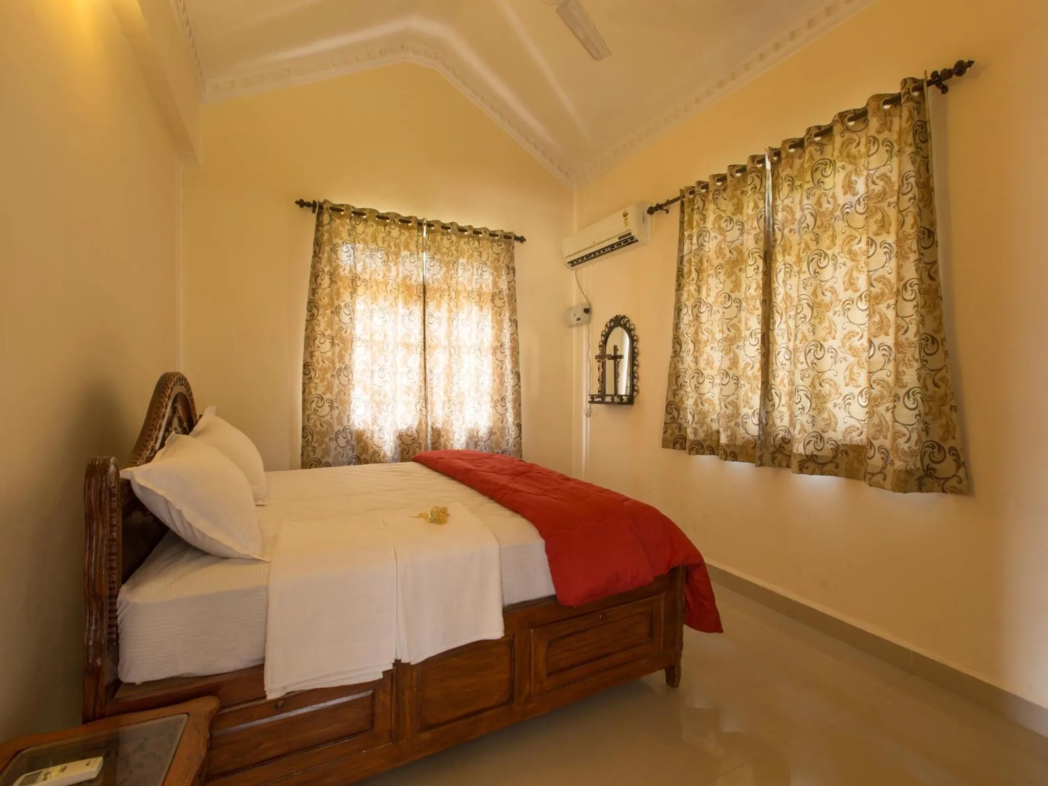 Bed in Saudades Homestays