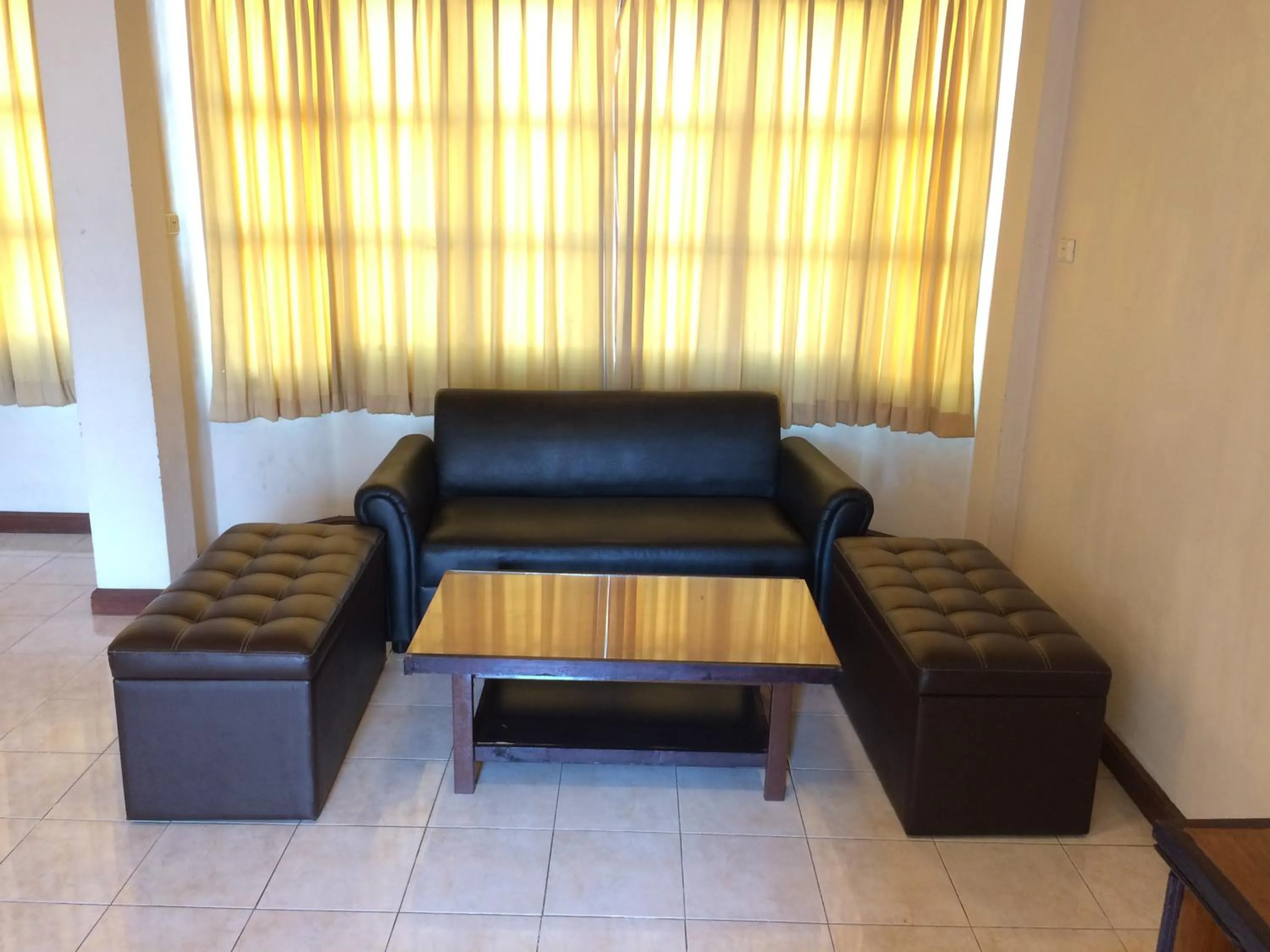 Seating area in Kraisaeng Place