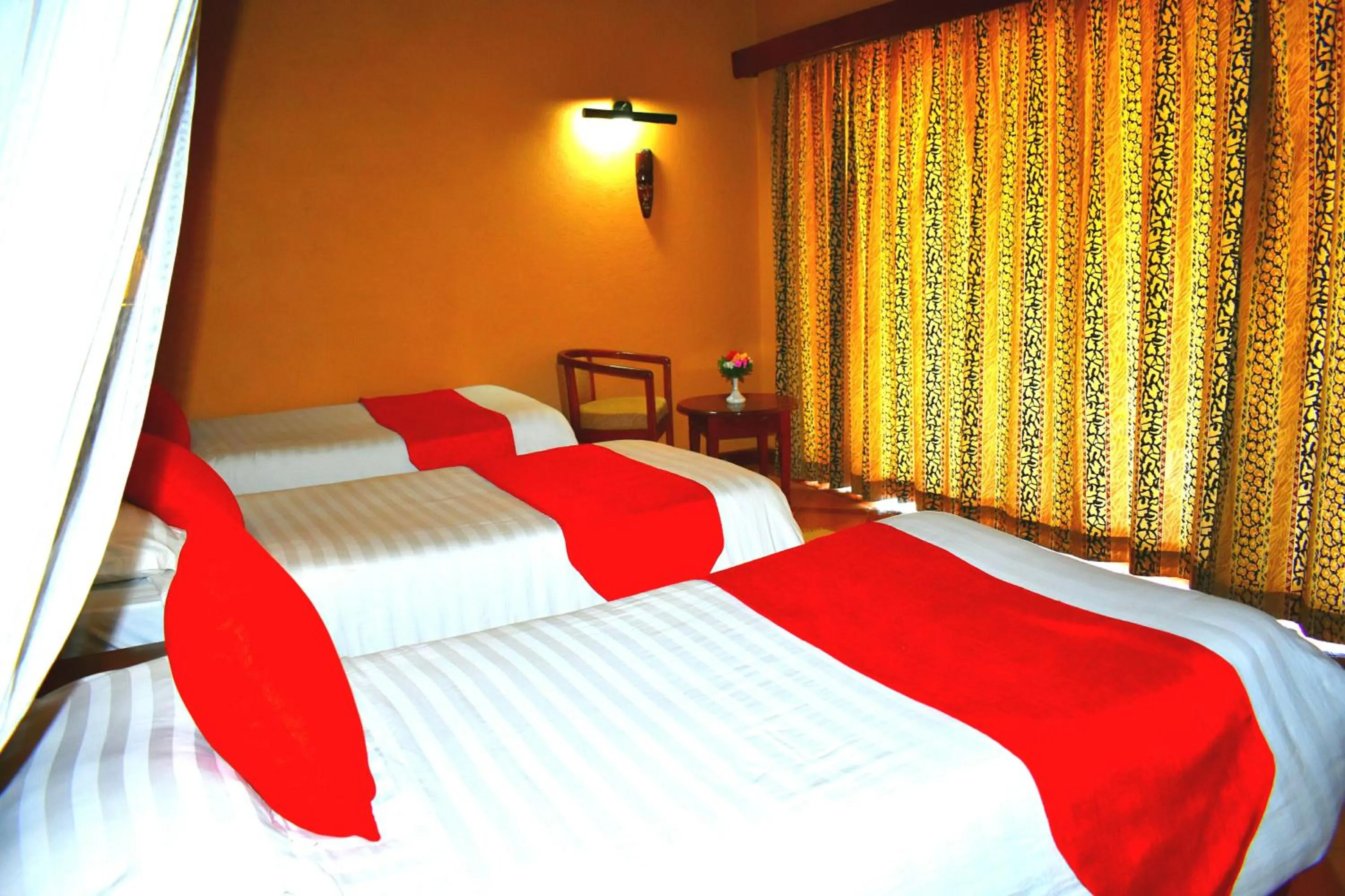 Photo of the whole room, Bed in Lake Nakuru Lodge