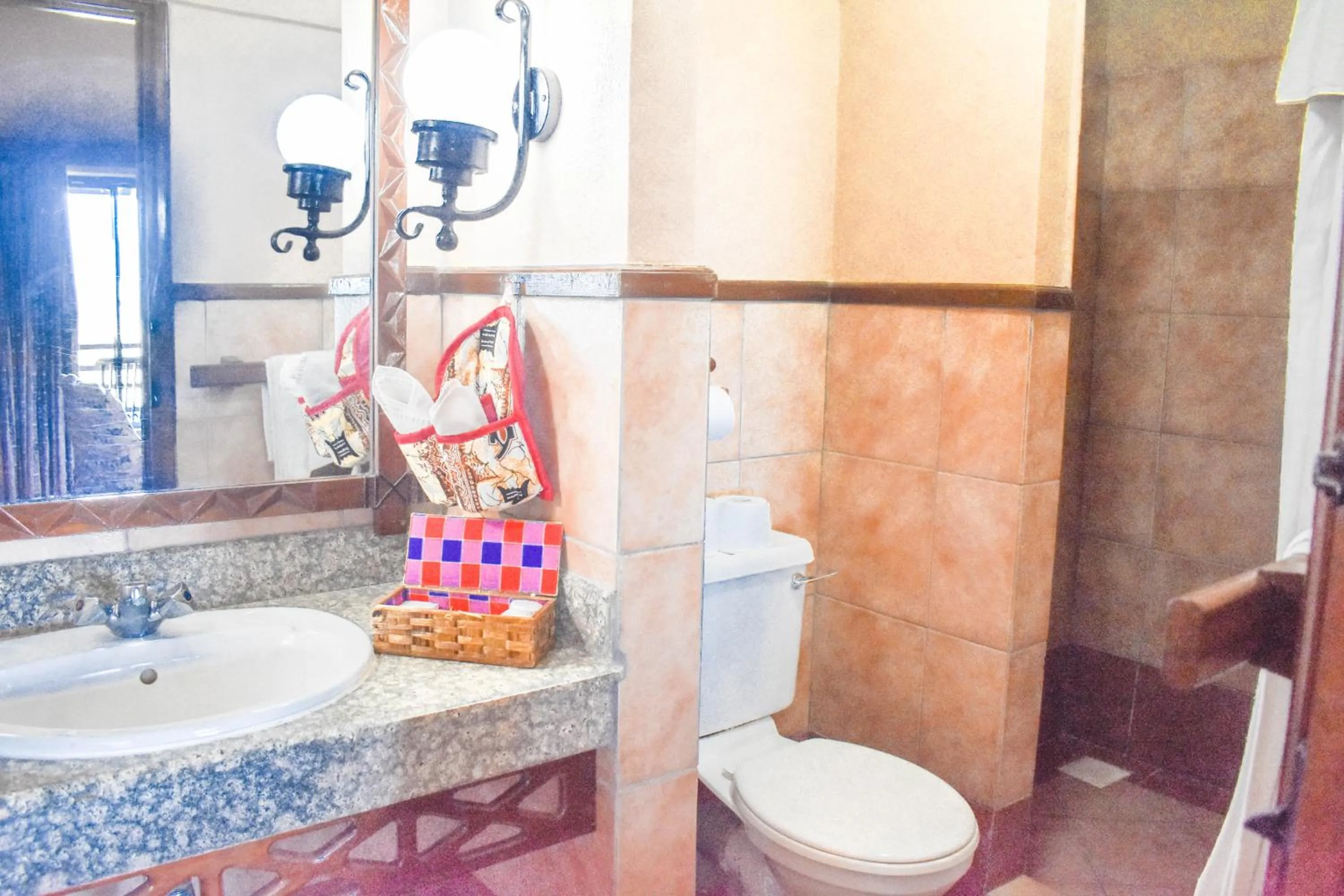 Toilet in Lake Nakuru Lodge