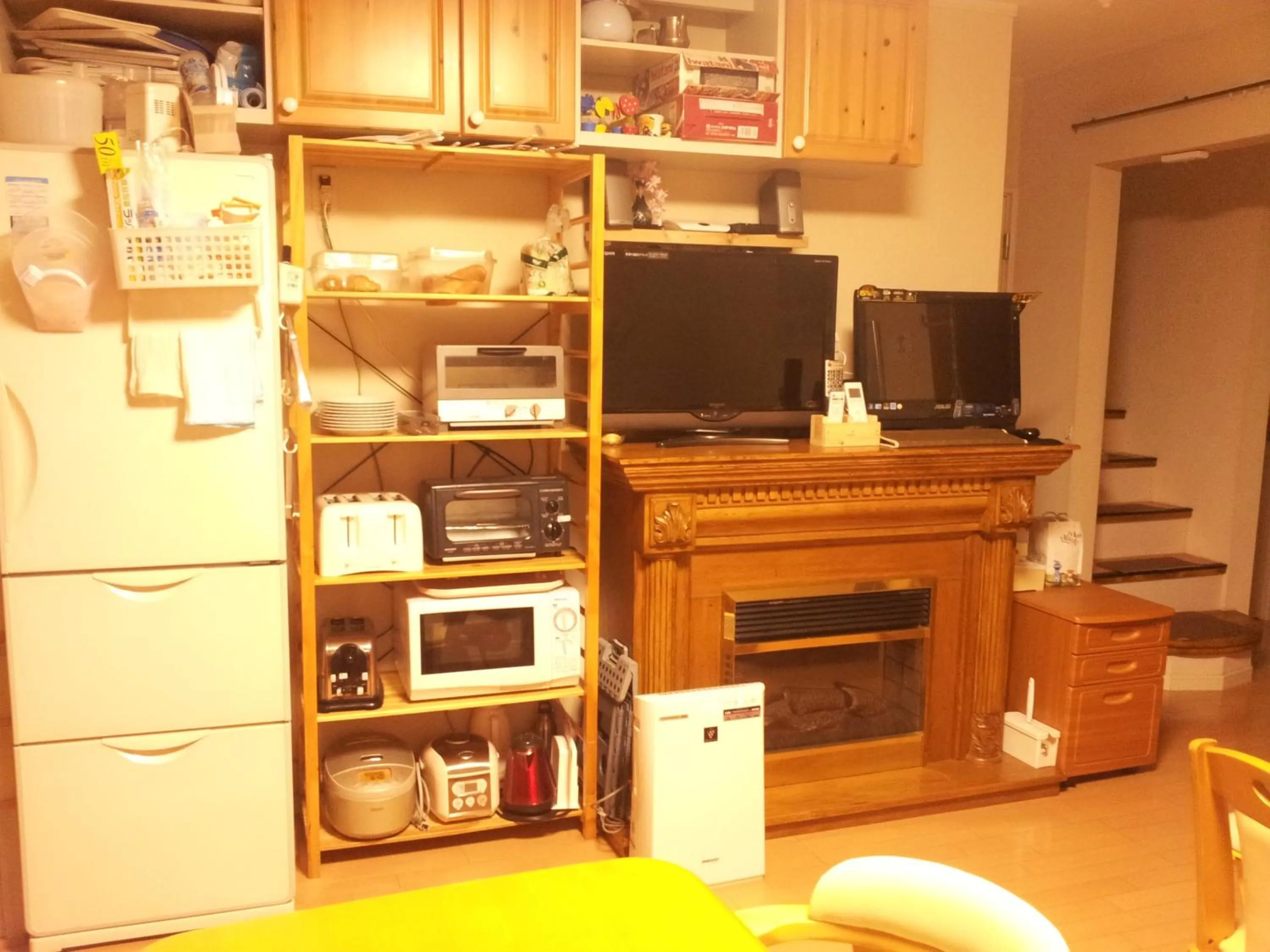 Communal lounge/ TV room in Tokyo8home Hachioji 東京民宿 八王子之家