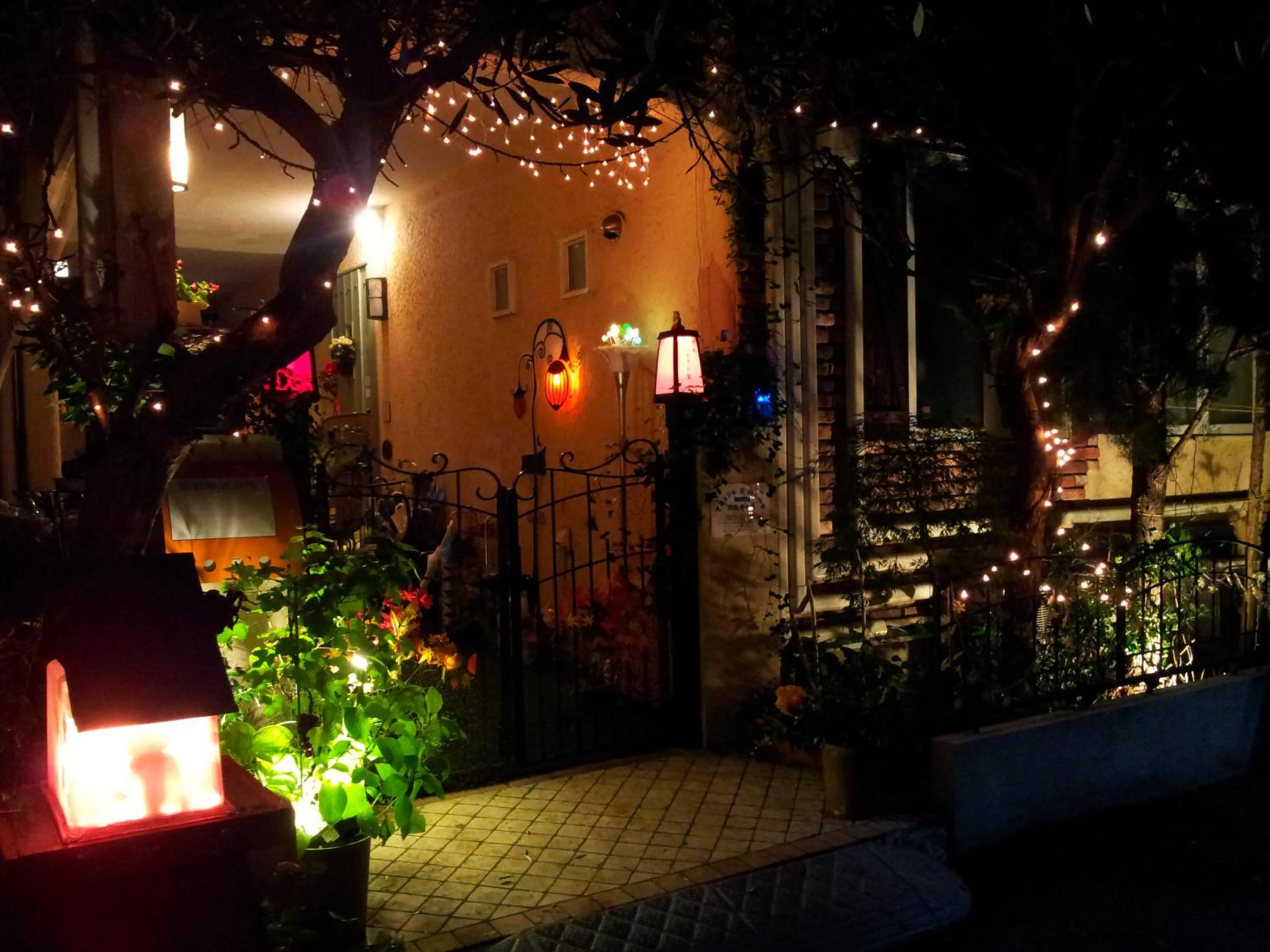 Facade/entrance in Tokyo8home Hachioji 東京民宿 八王子之家