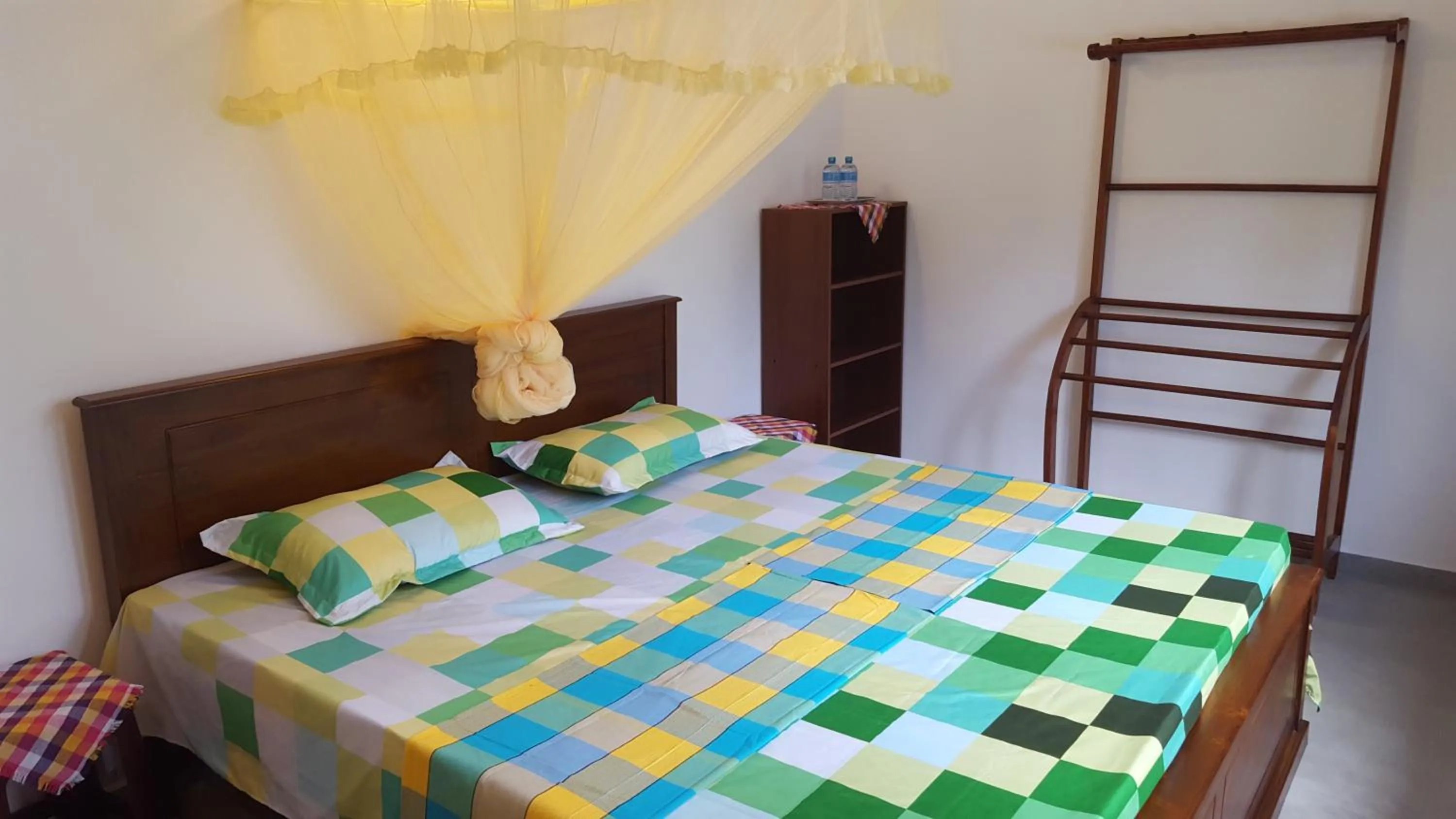 Bedroom, Bed in Emildale Villa